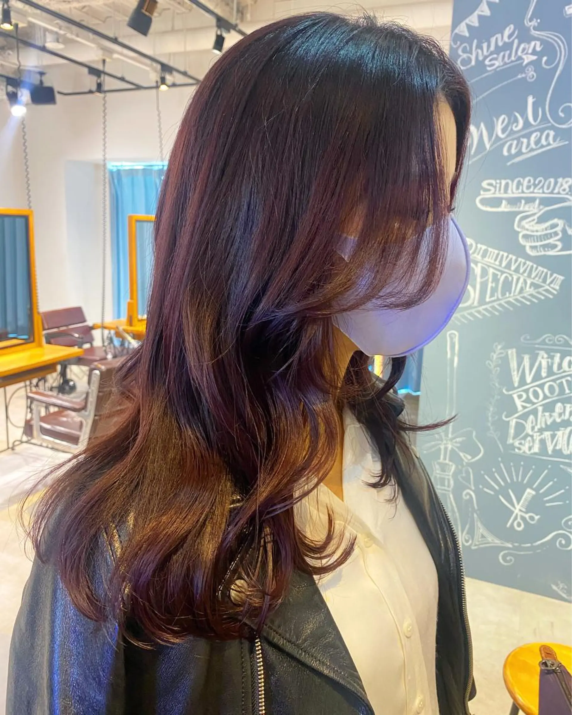 セミロング カラー バイオレットカラー カット ヘアカラー トリートメント scene. haraのヘアスタイル