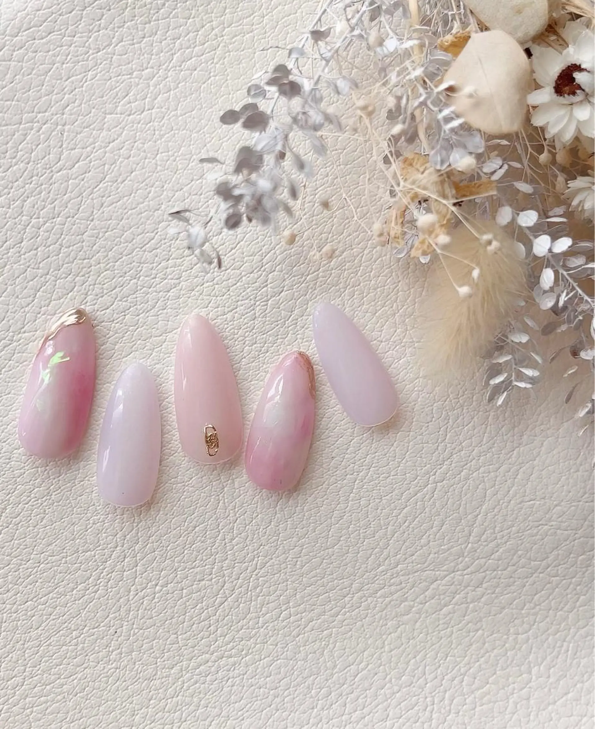 ネイル KOMATSU YUKIのネイルデザイン