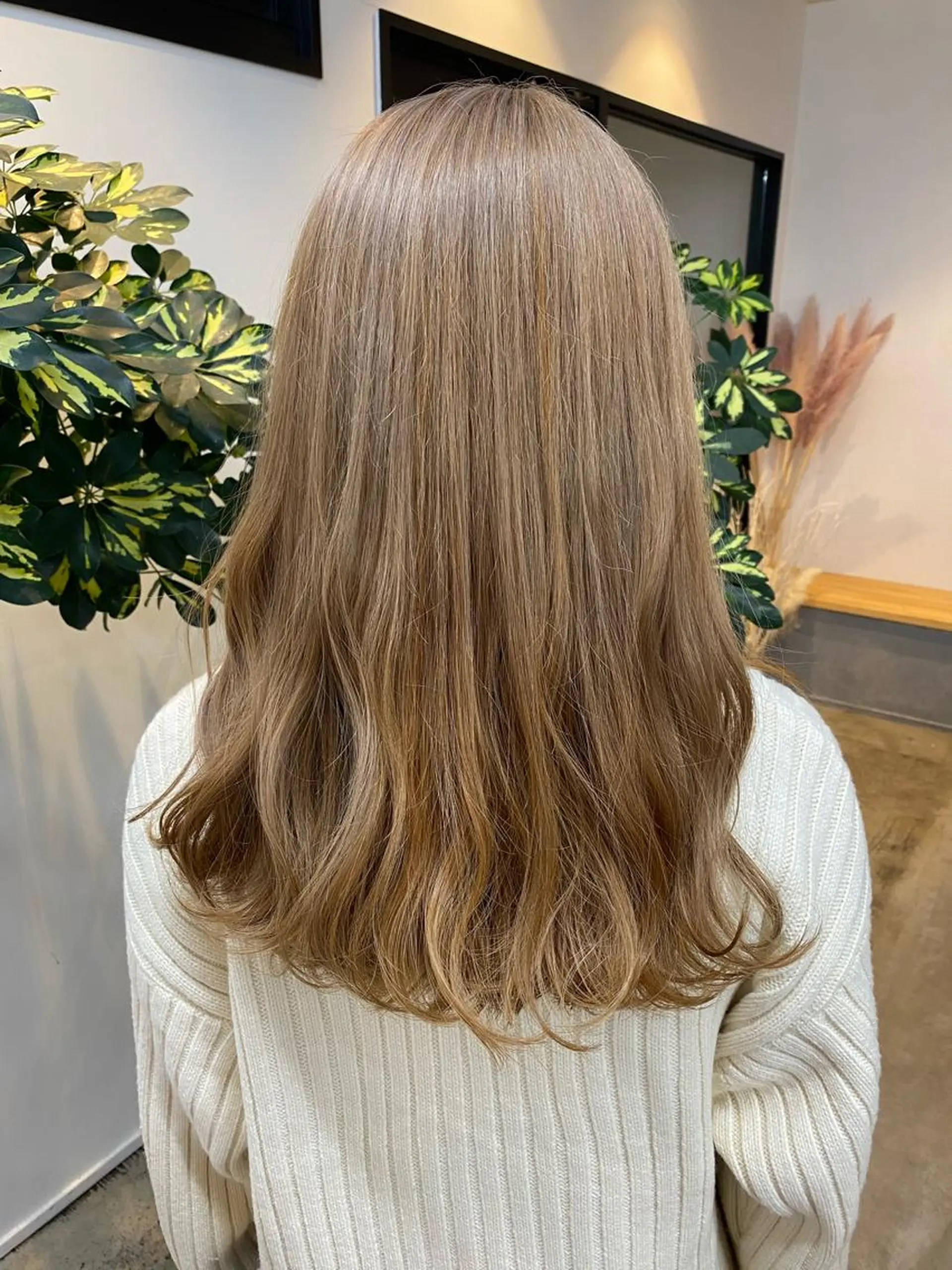 セミロング カラー 🌼ハイライト透明感 🌼maiのヘアスタイル