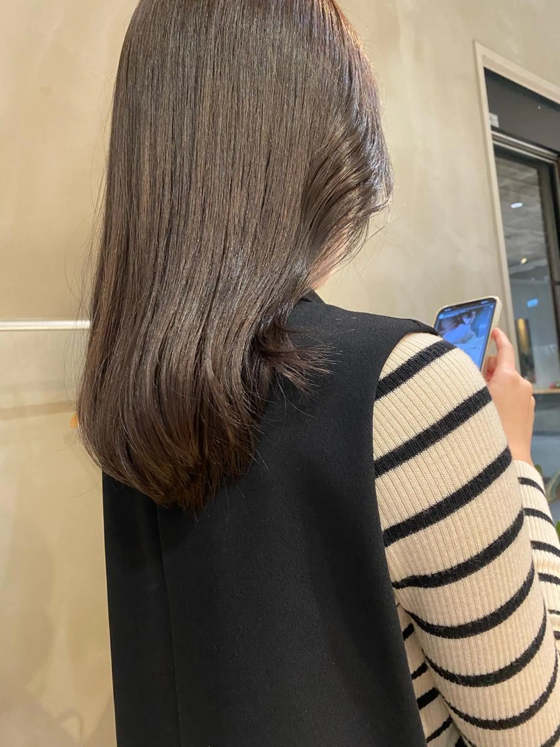 ミディアム カラー アカリ /パーマスタイルのヘアスタイル