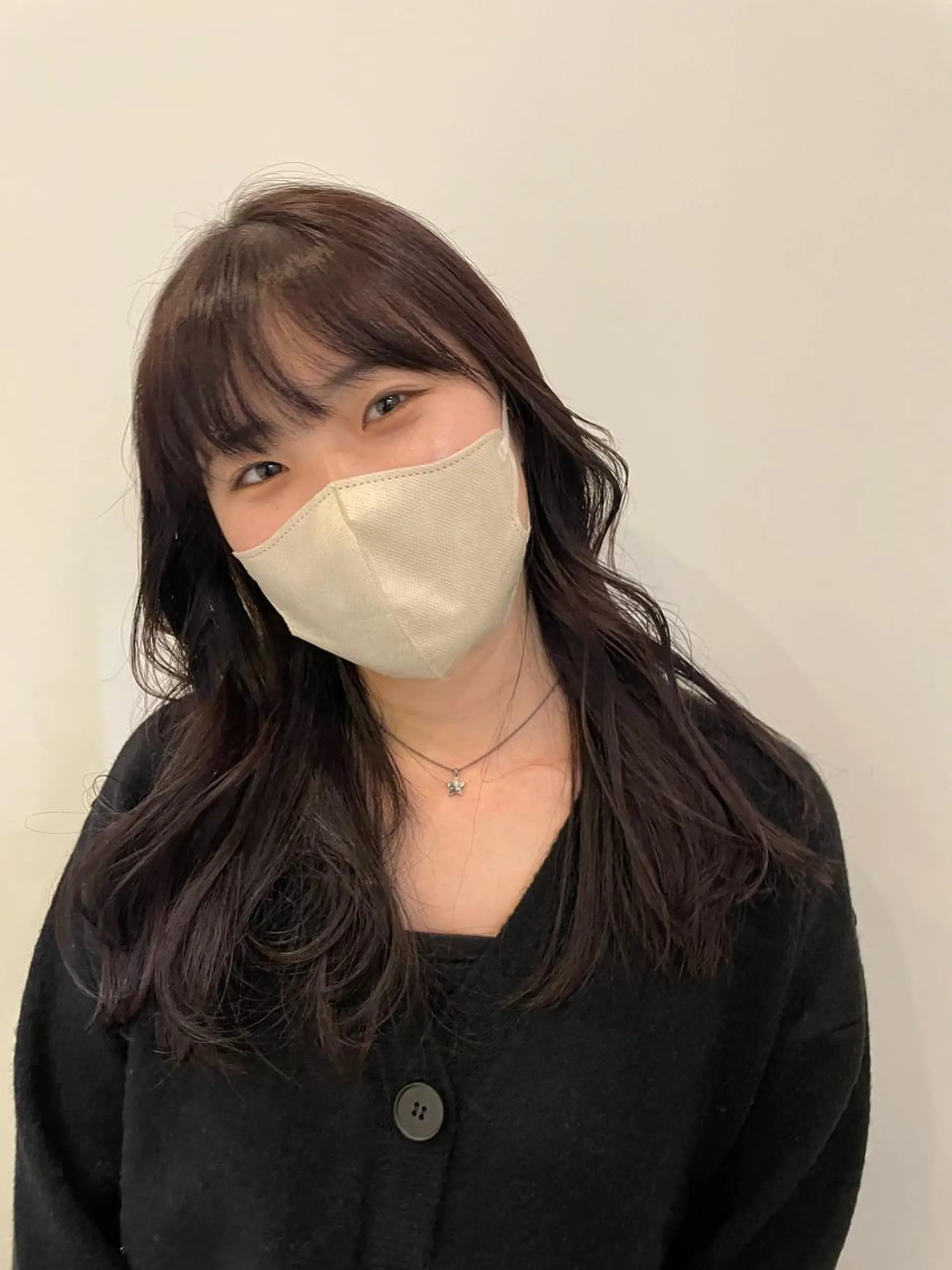 ロング パープルカラー 柿坂 華のヘアスタイル