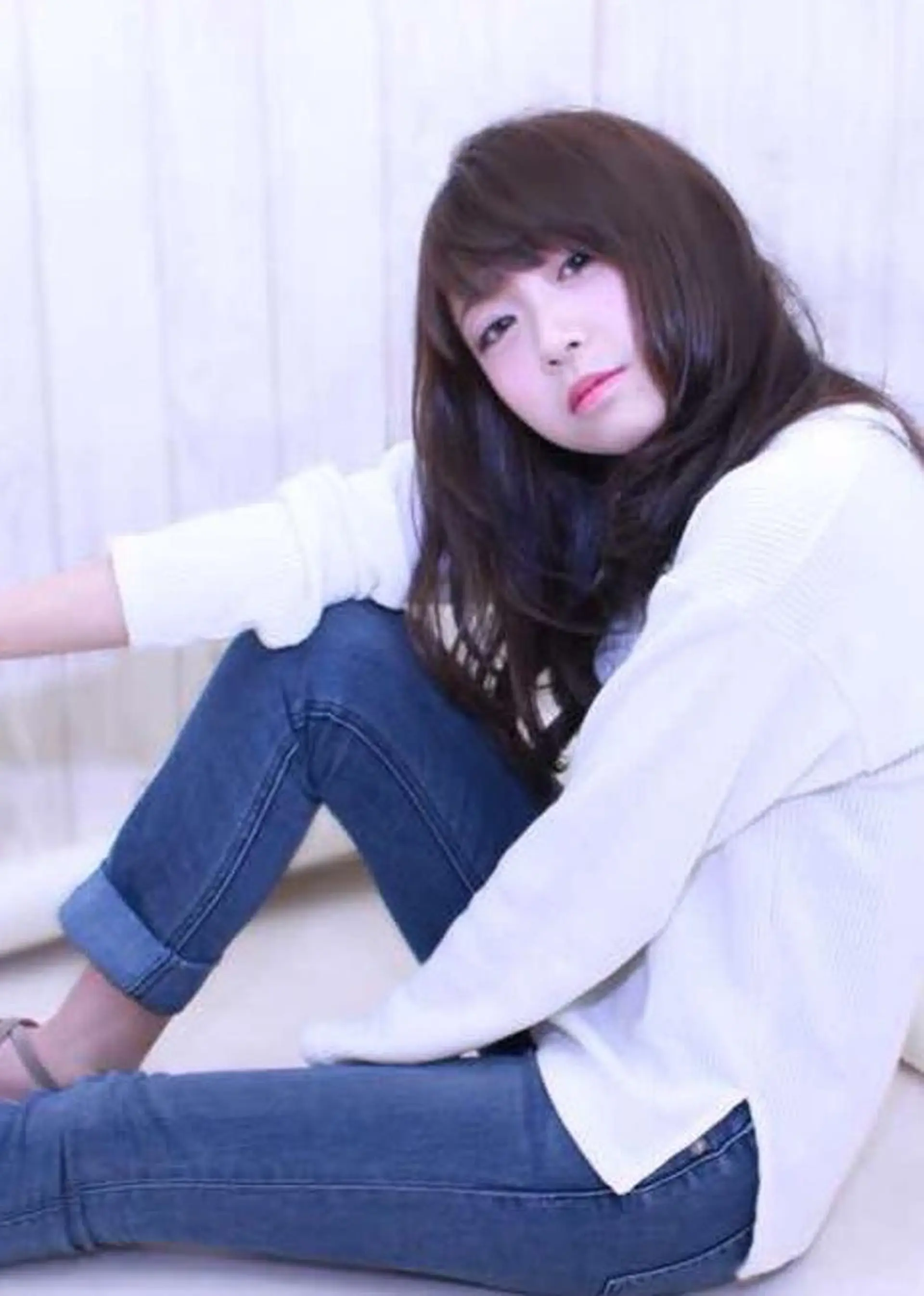 ロング 伊藤 裕貴のヘアスタイル