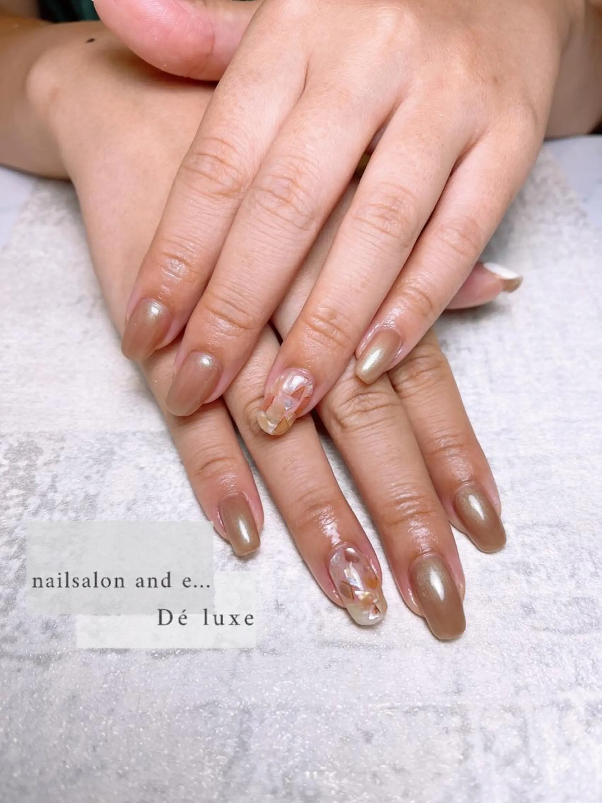 ネイル アートネイル nailsalon mur.のネイルデザイン