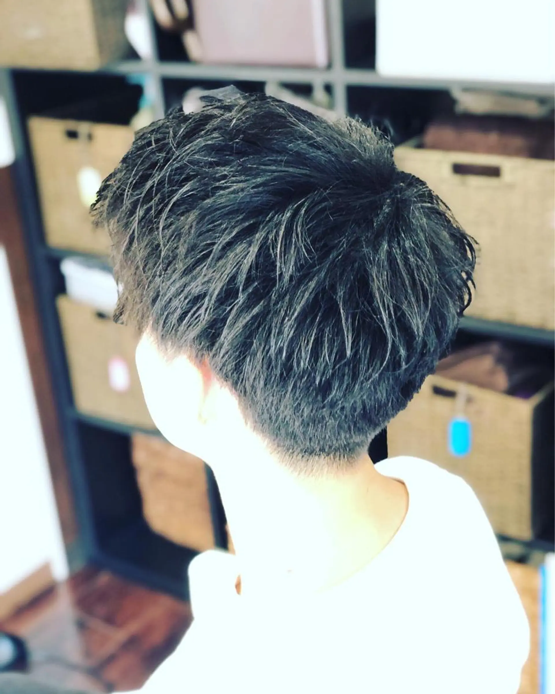 ショート カラー パーマ ヘアアレンジ メンズ メンズパーマ メンズツイストパーマ ツイストパーマ カット men's特化　石井 貴章のヘアスタイル