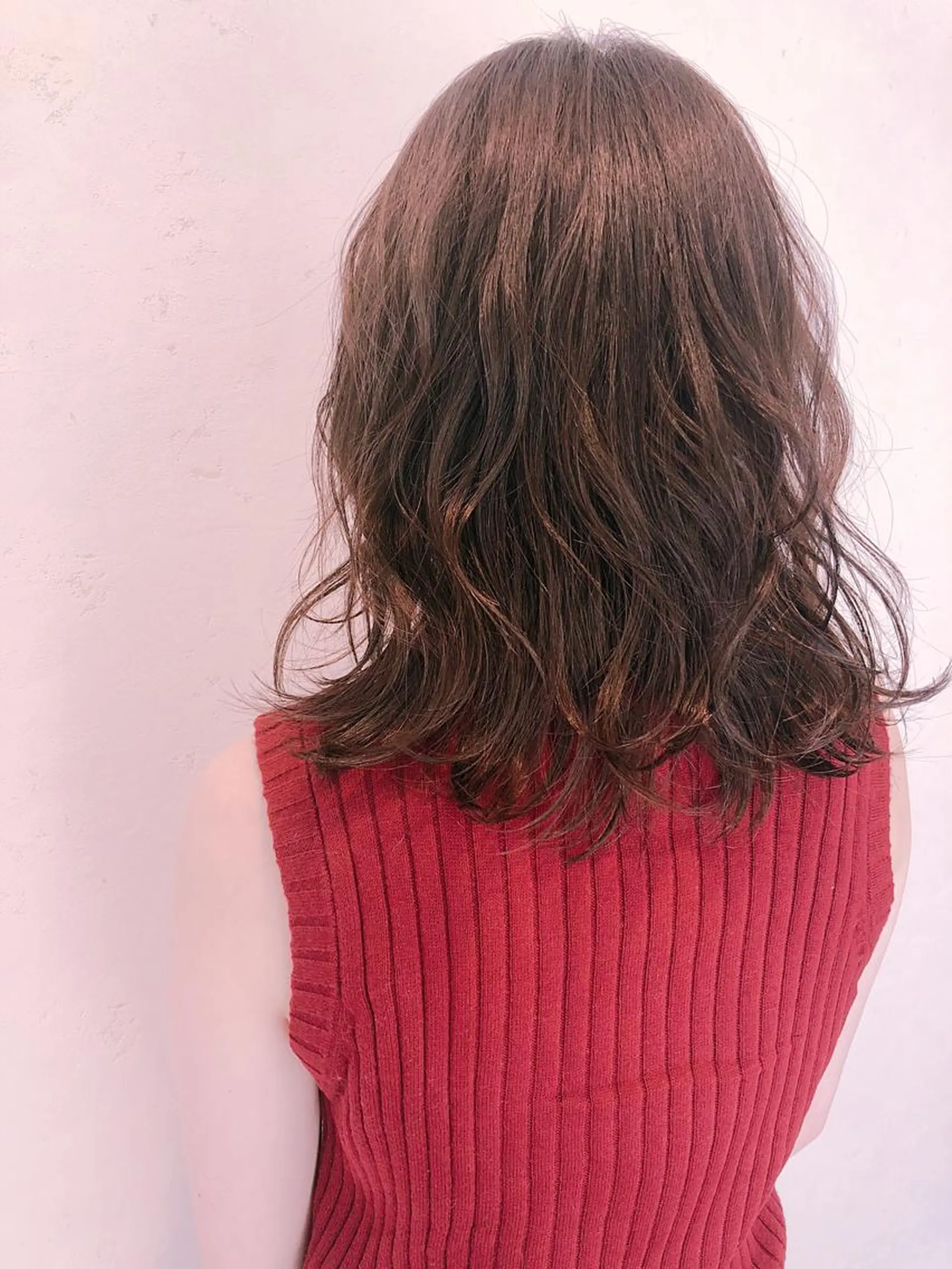 ミディアム カラー 伊藤 さやかのヘアスタイル