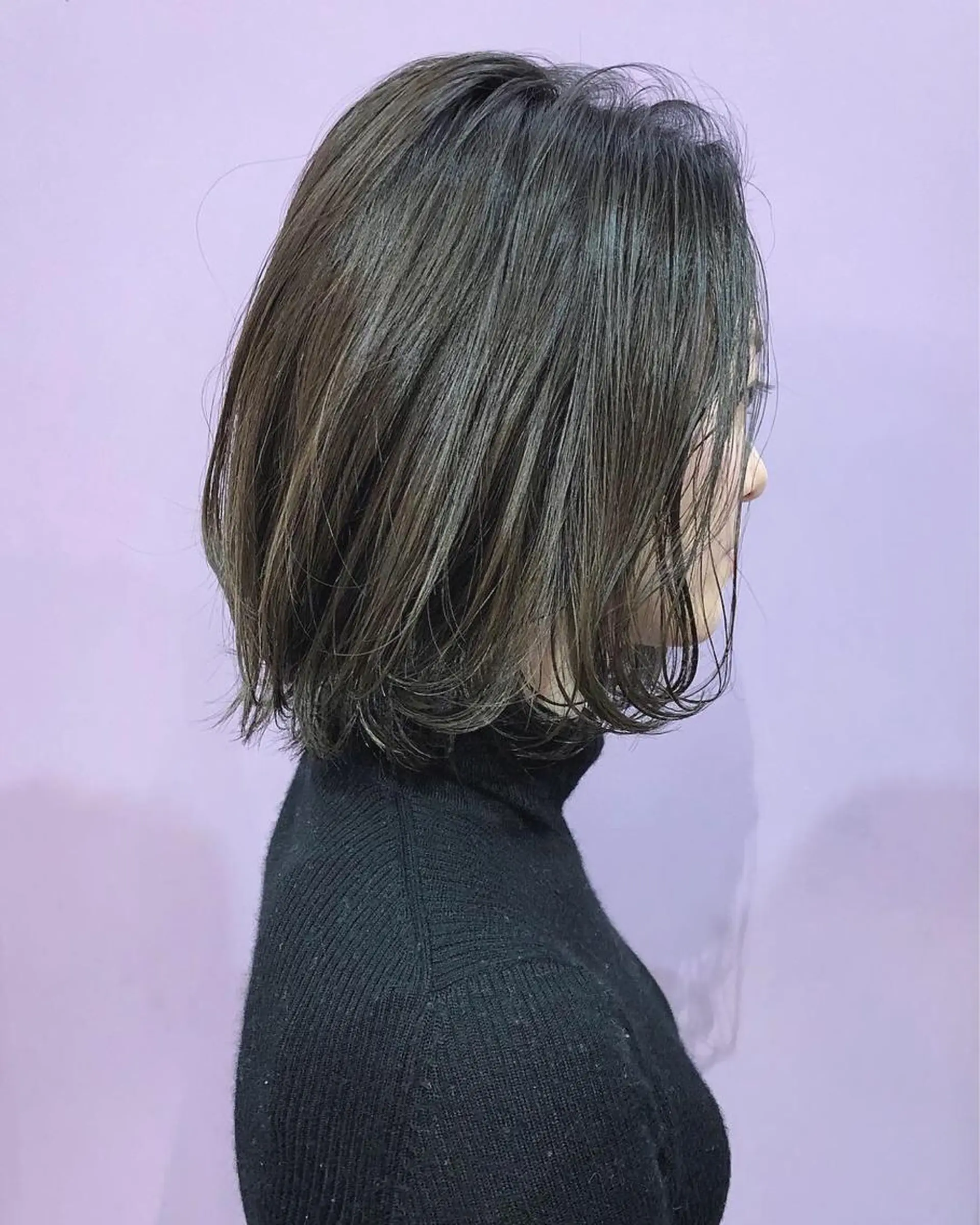 ショート カラー パーマ ブリーチ グレージュ カーキグレージュ ブリーチなしカラー 細川 亮のヘアスタイル