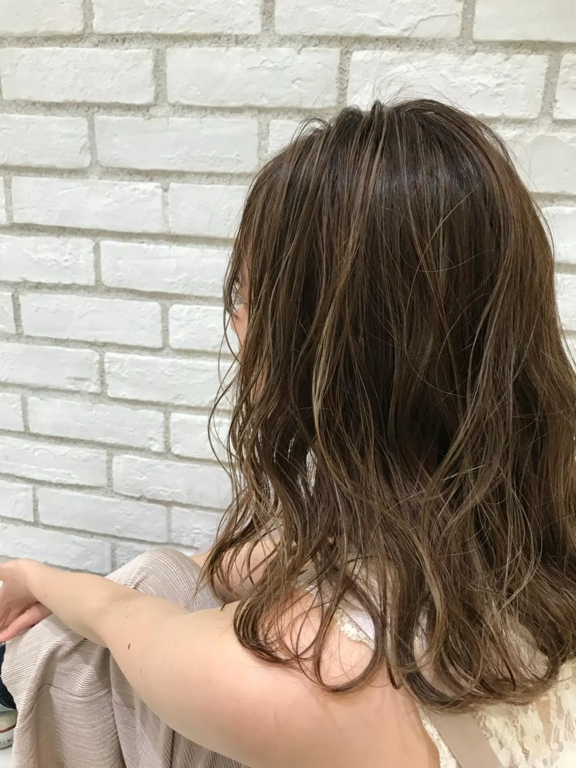 セミロング カラー ヘアカラー トリートメント 上尾/ママ美容師🫧 𝐌𝐞𝐢のヘアスタイル