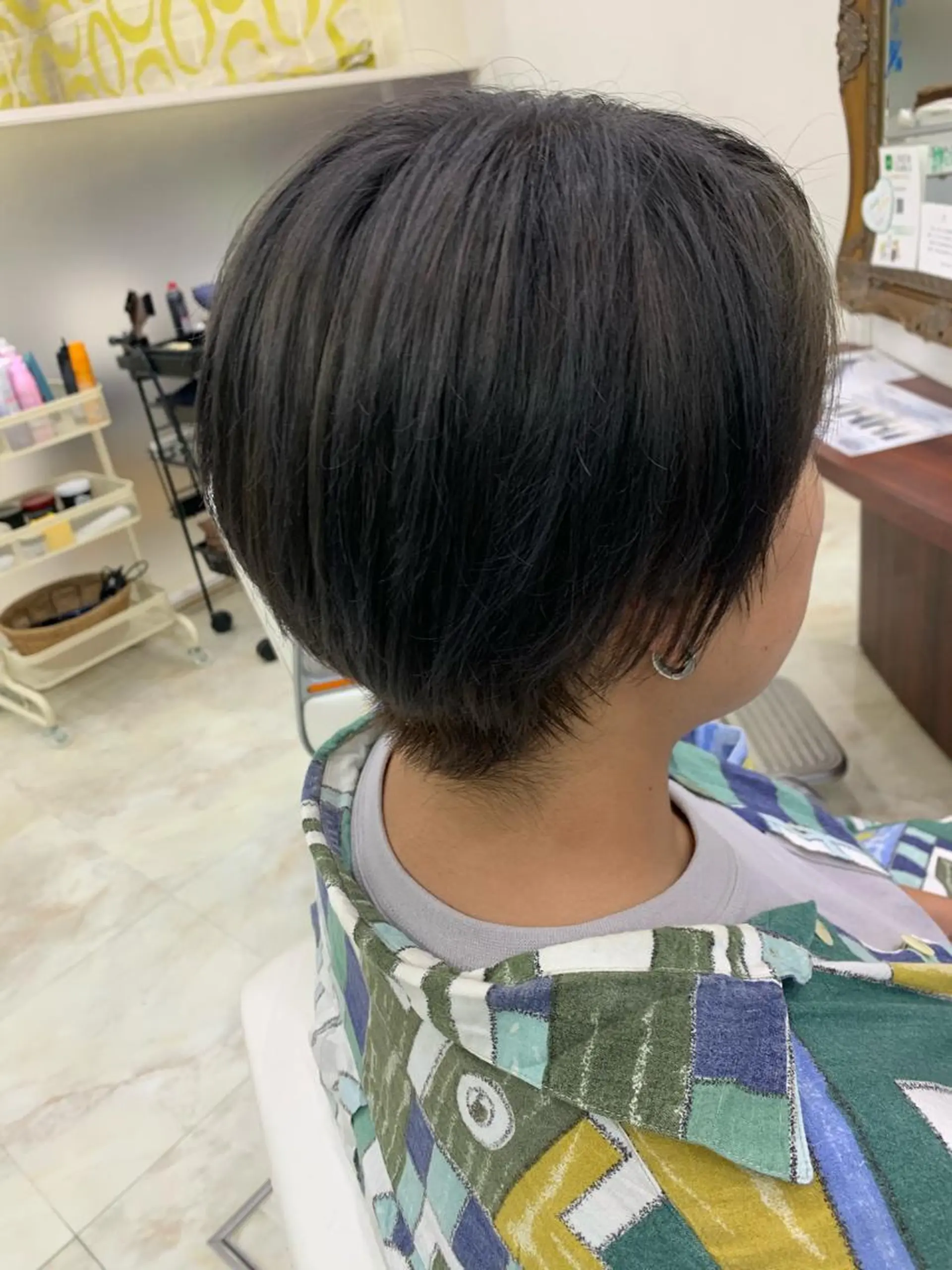 ショート カラー ブリーチ Rapt.HAIR 中村 知里のヘアスタイル