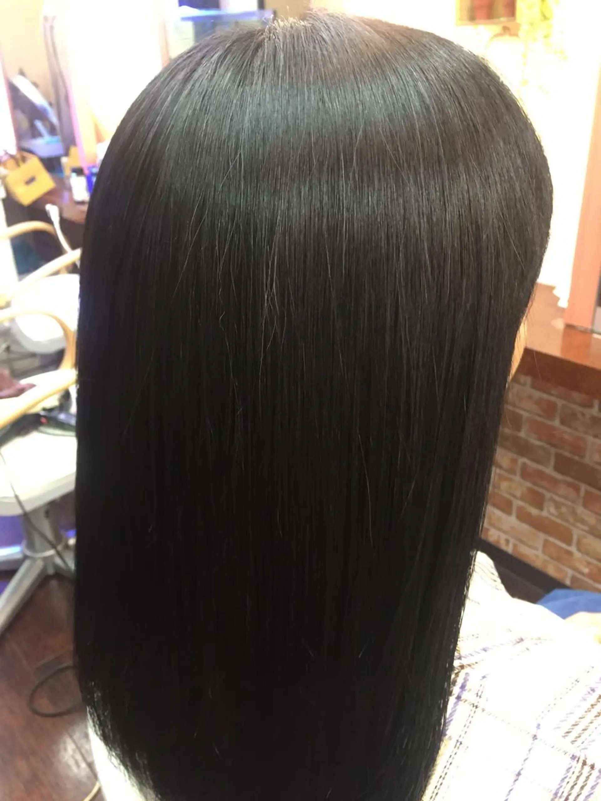 セミロング カラー パーマ 桧山 真のヘアスタイル