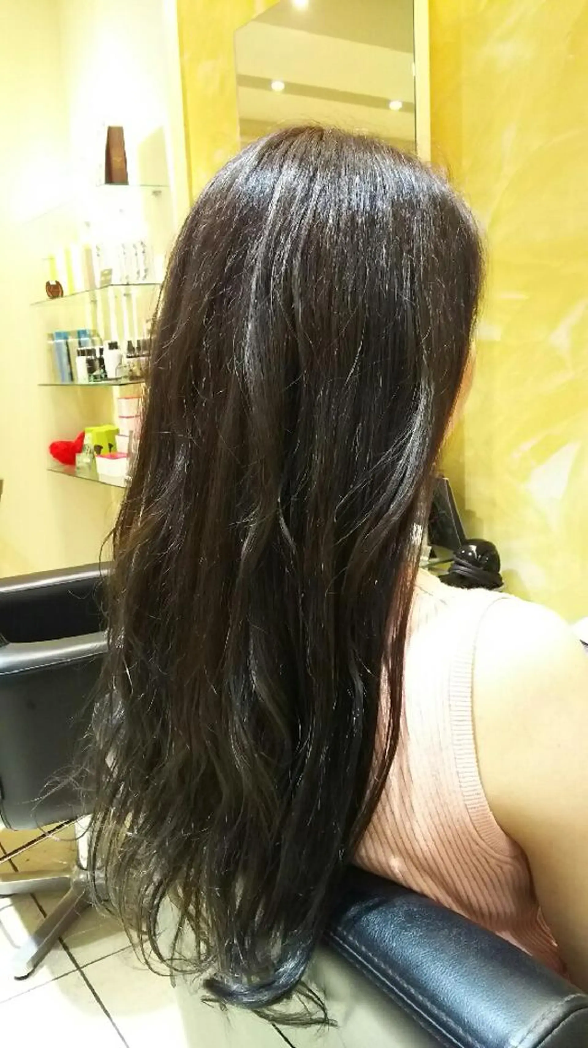 ロング カラー SHAFT Ieiriのヘアスタイル