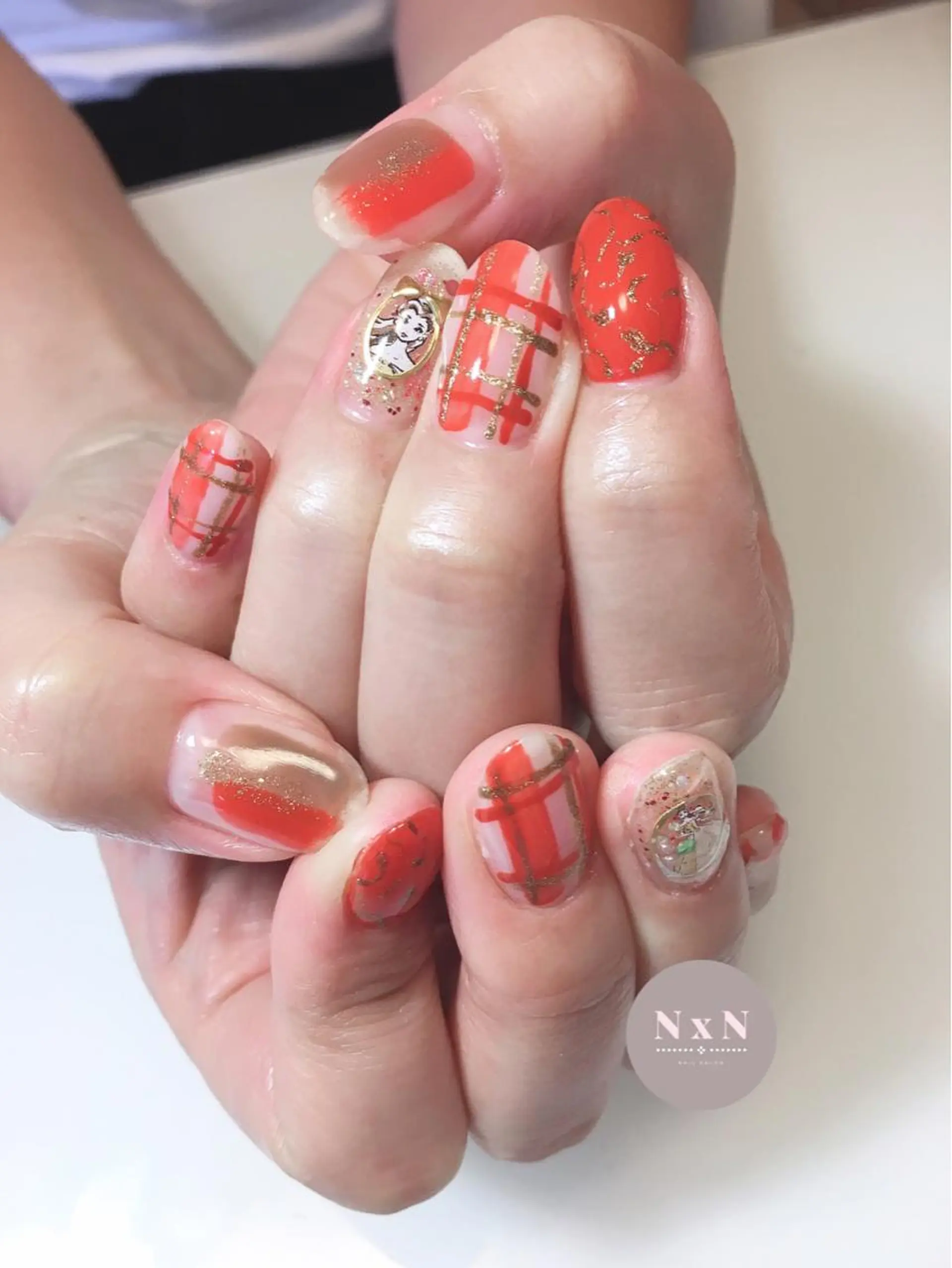 ネイル ジェルネイル オレンジ ぷっくりネイル ハンドネイル nail salon N×Nのネイルデザイン