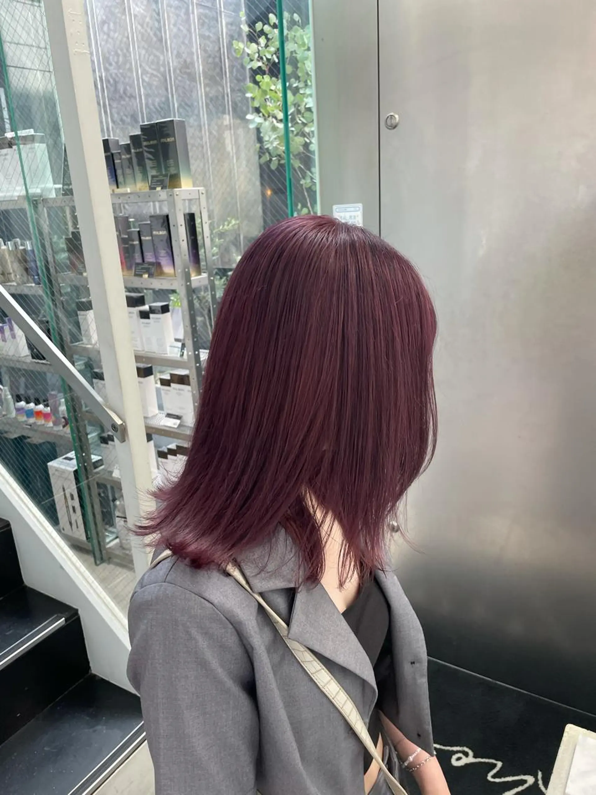ミディアム オノ テンタのヘアスタイル