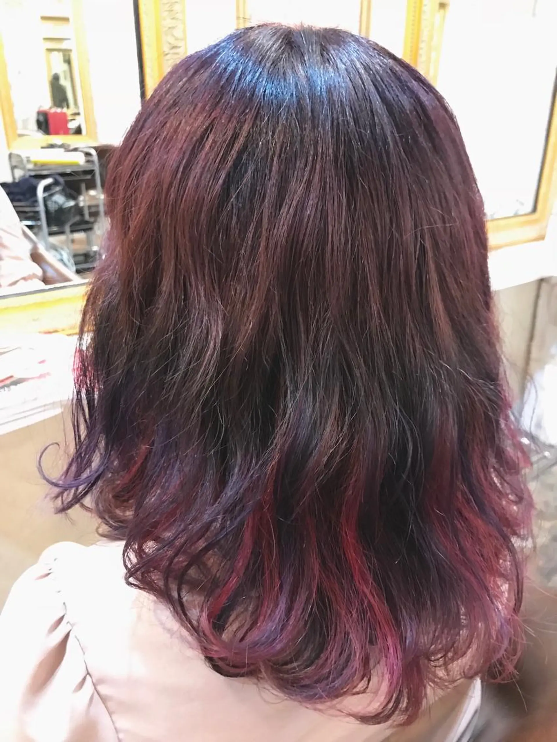 セミロング カラー 岩谷/ブリーチ 🪽透明感カラーのヘアスタイル