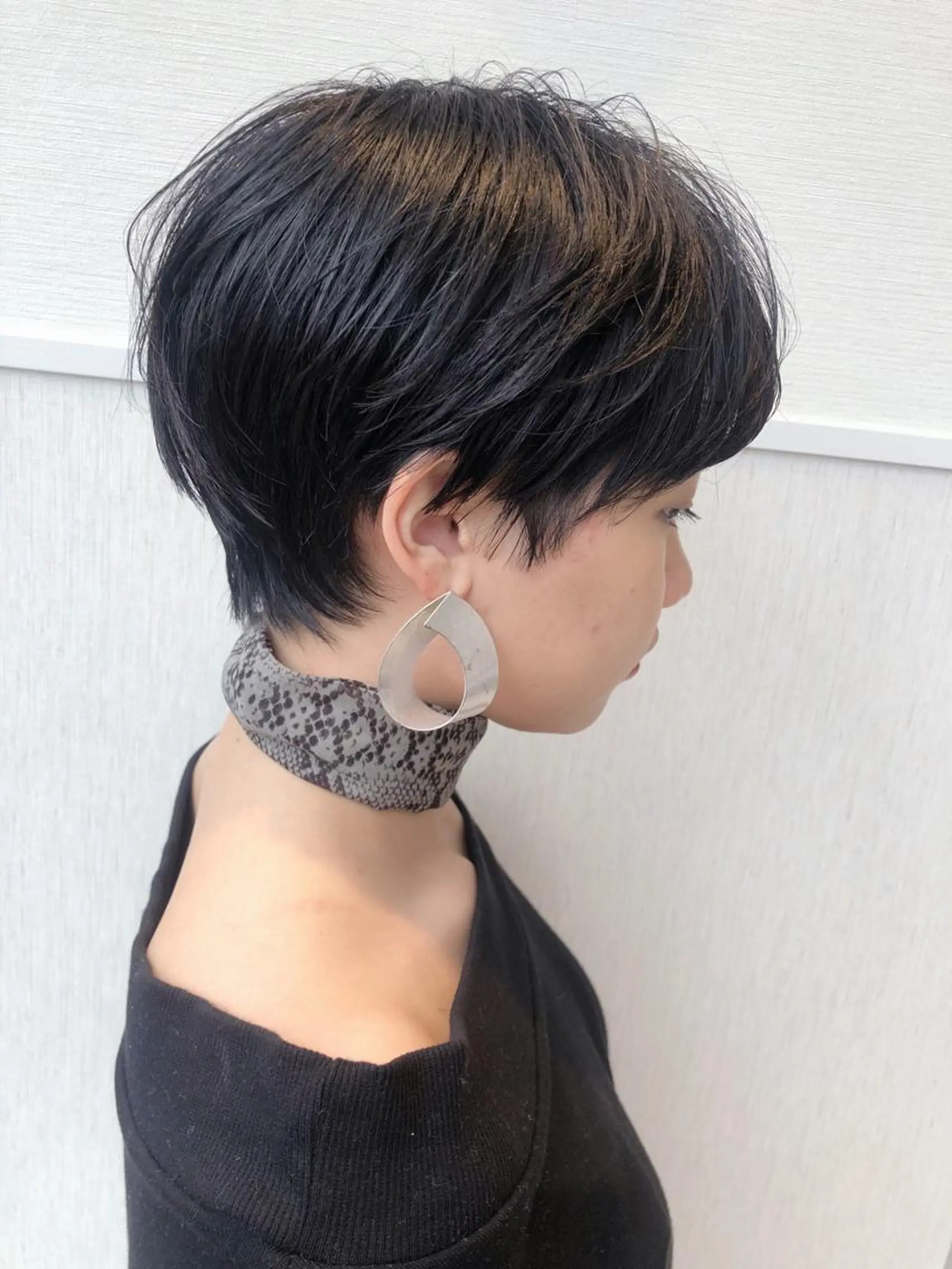 ショート 三鷹で1番ショート ボブをカットする新谷のヘアスタイル