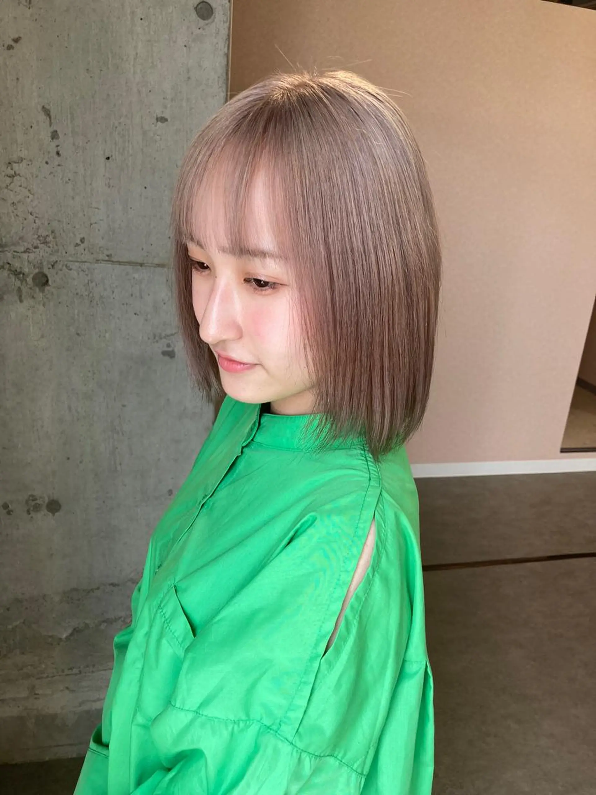 ショート カラー ベージュカラー ミルクティーベージュ 髪質改善.縮毛矯正 ×韓国ヘアyukiのヘアスタイル