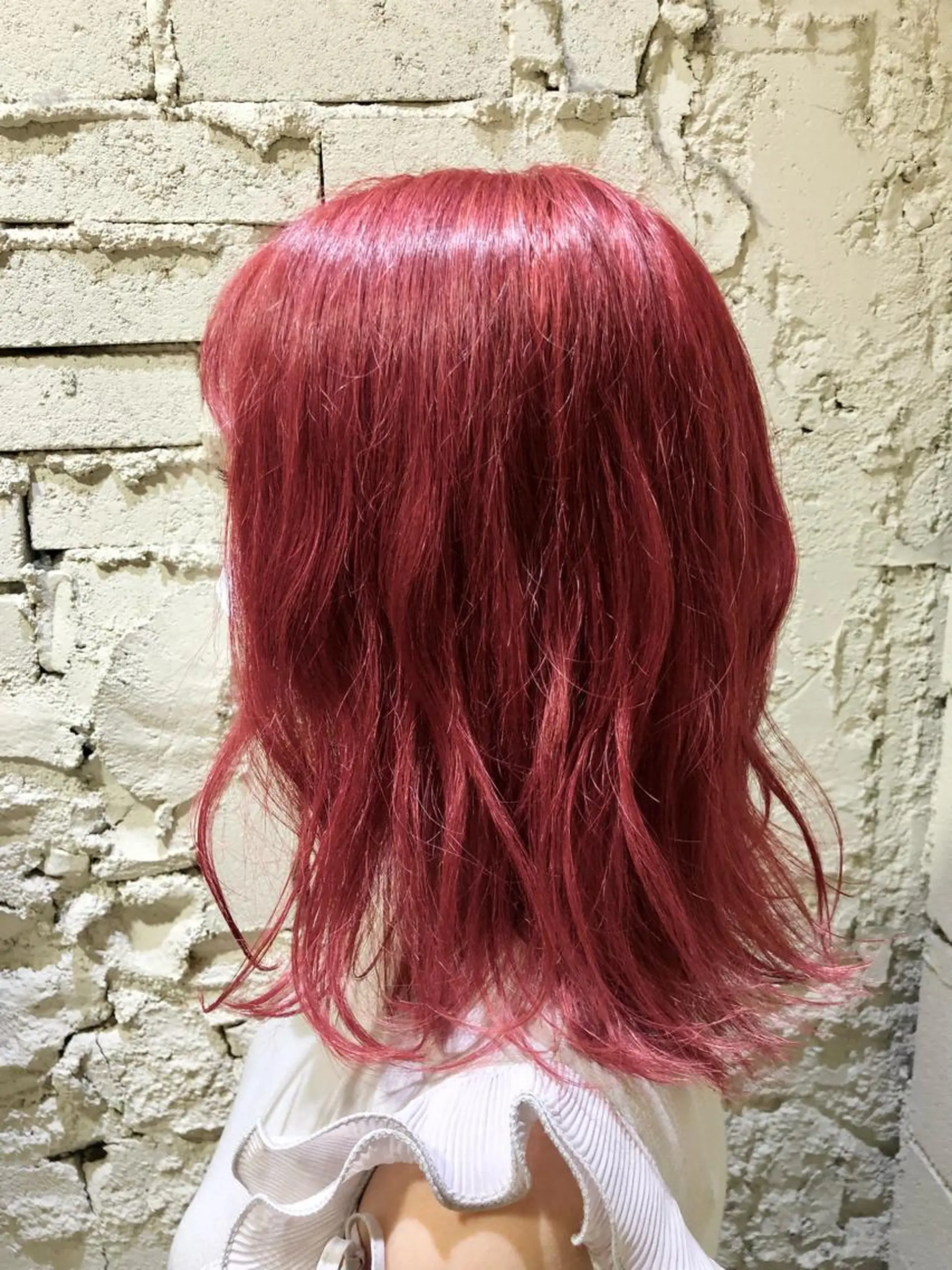 ミディアム カラー ブリーチ ピンクカラー レッドカラー 興津/韓国レイヤー ダブルカラー美髪縮毛のヘアスタイル