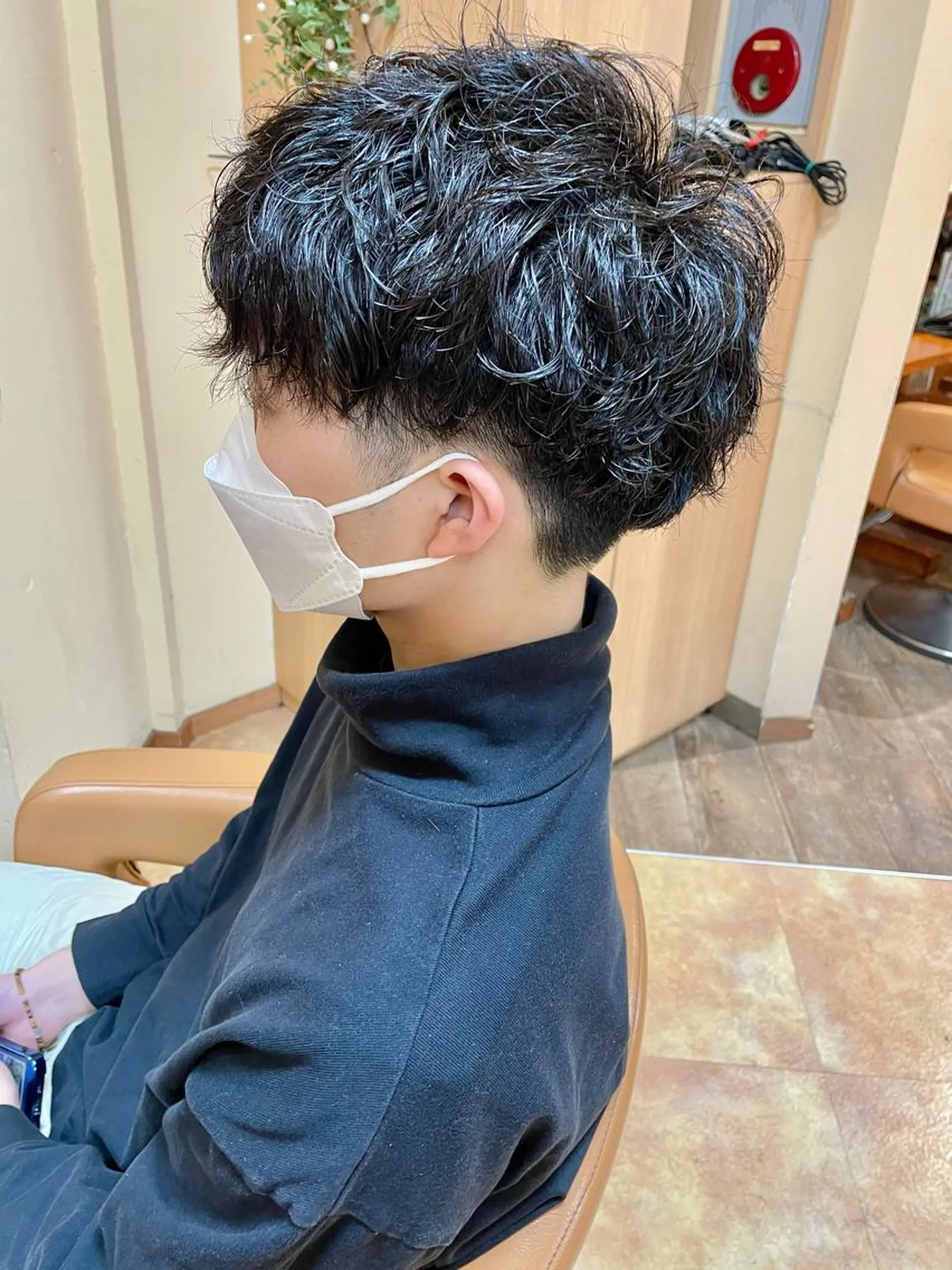 ショート パーマ ツイストパーマ モリオフロムロンドン池袋店所属・冨永 さやかのヘアスタイル