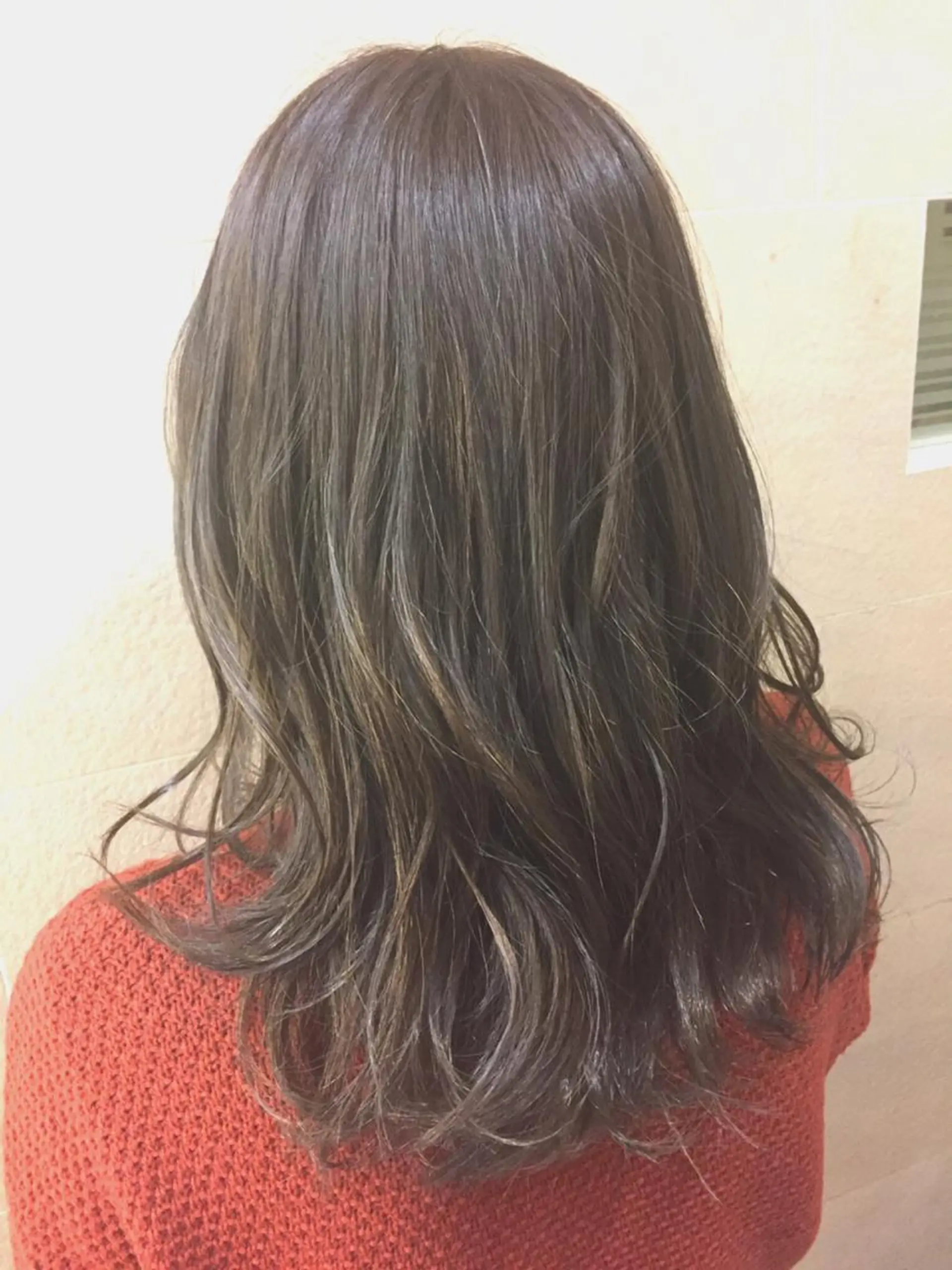 ミディアム コテ巻き風パーマ💛 池袋のヘアスタイル