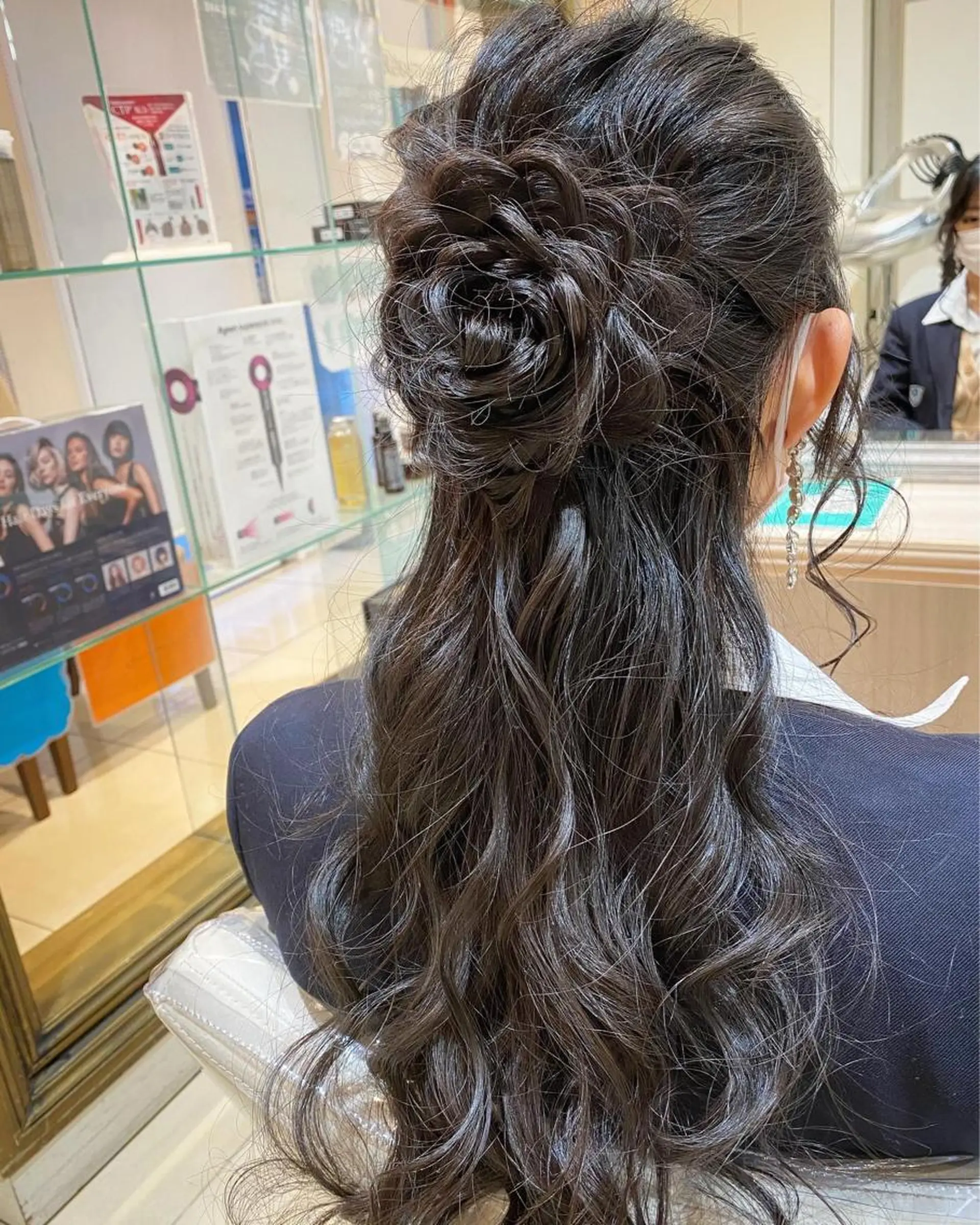 ロング ヘアアレンジ ヘアセット 似合う髪型が 分からない方へのヘアスタイル