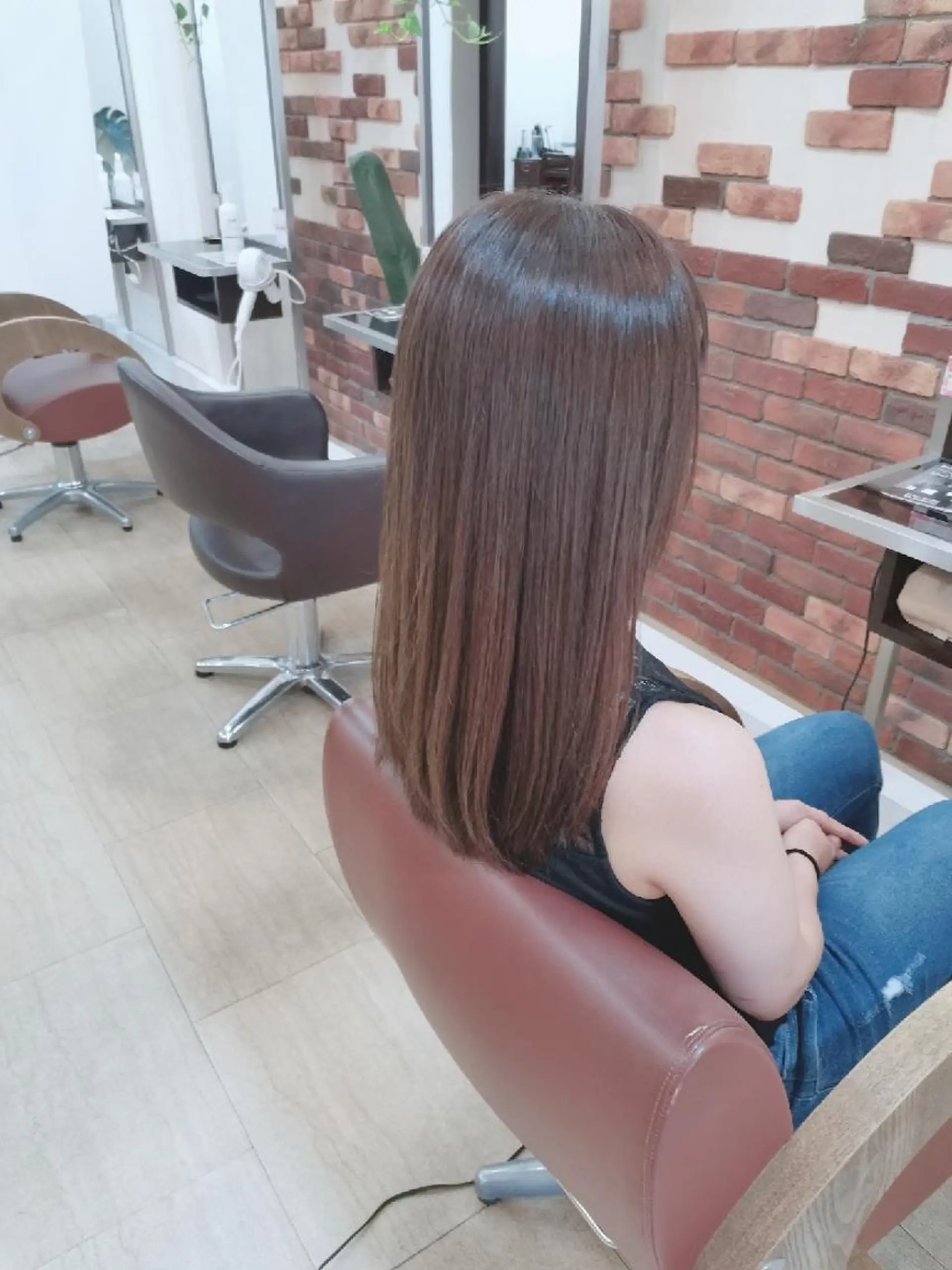 セミロング ツヤ髪ケアカラー✨ 中谷良成のヘアスタイル