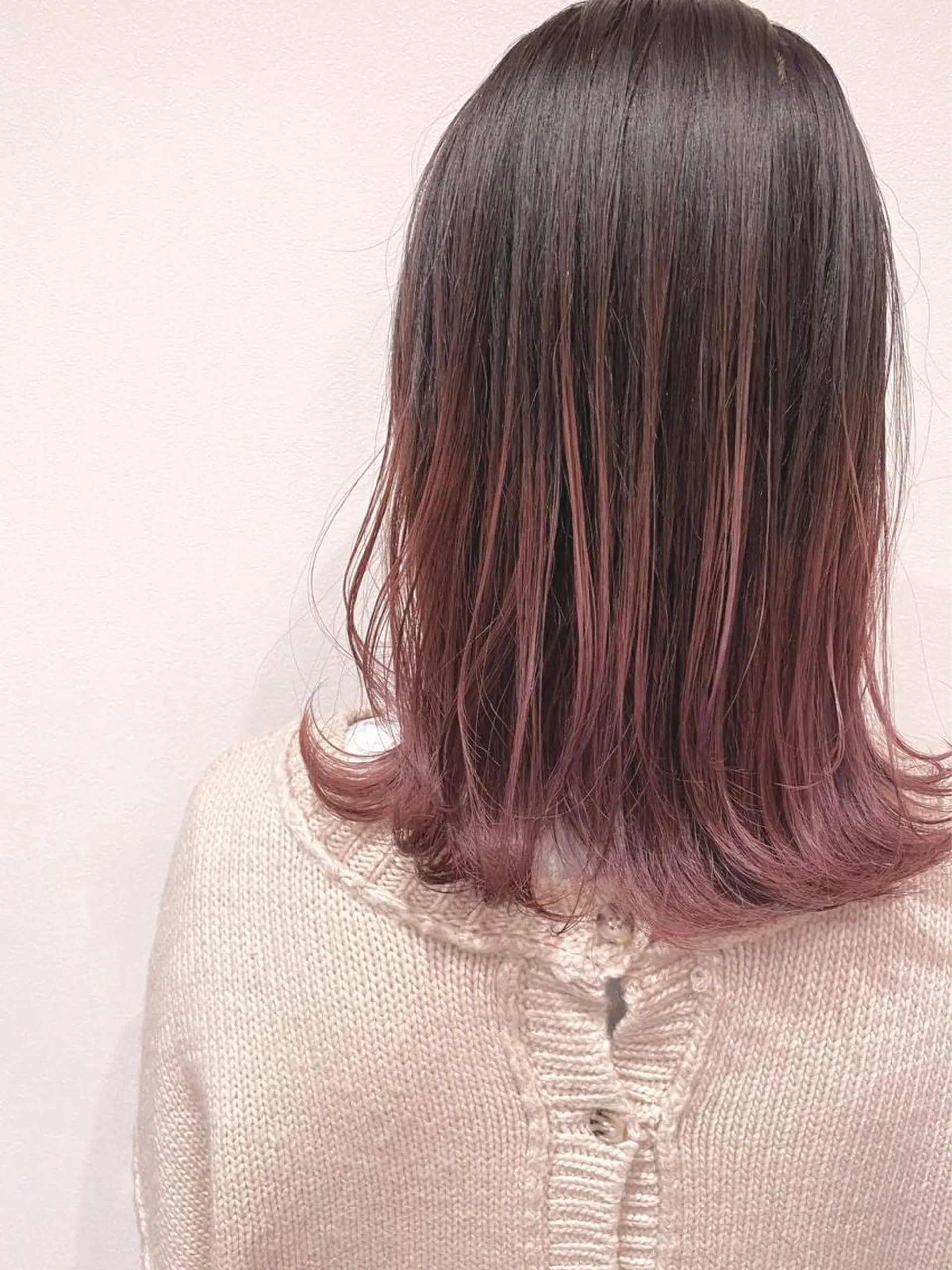 セミロング ヘアカラー MYRTLE TSUNODAのヘアスタイル