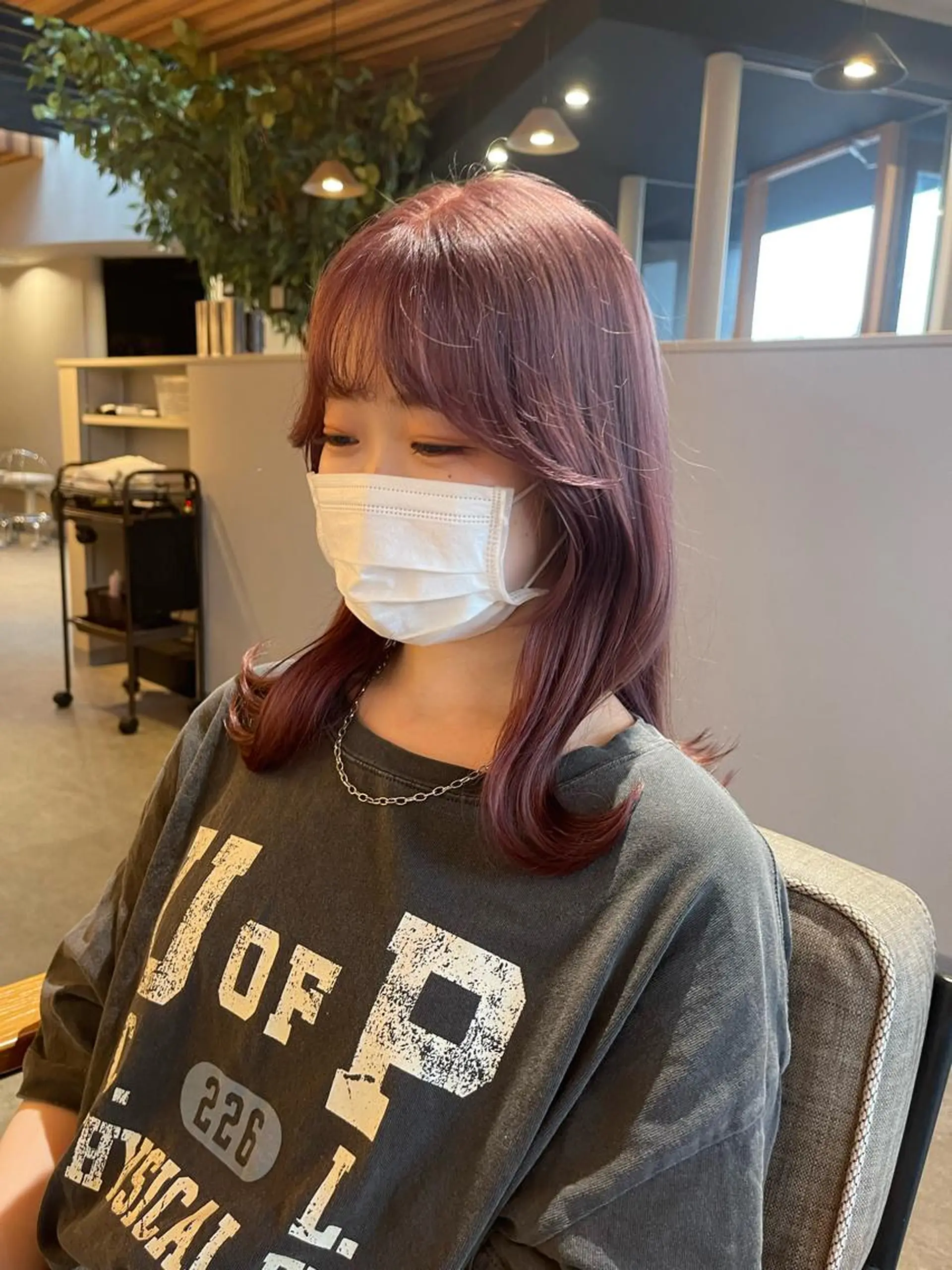 ミディアム 市村 香多のヘアスタイル