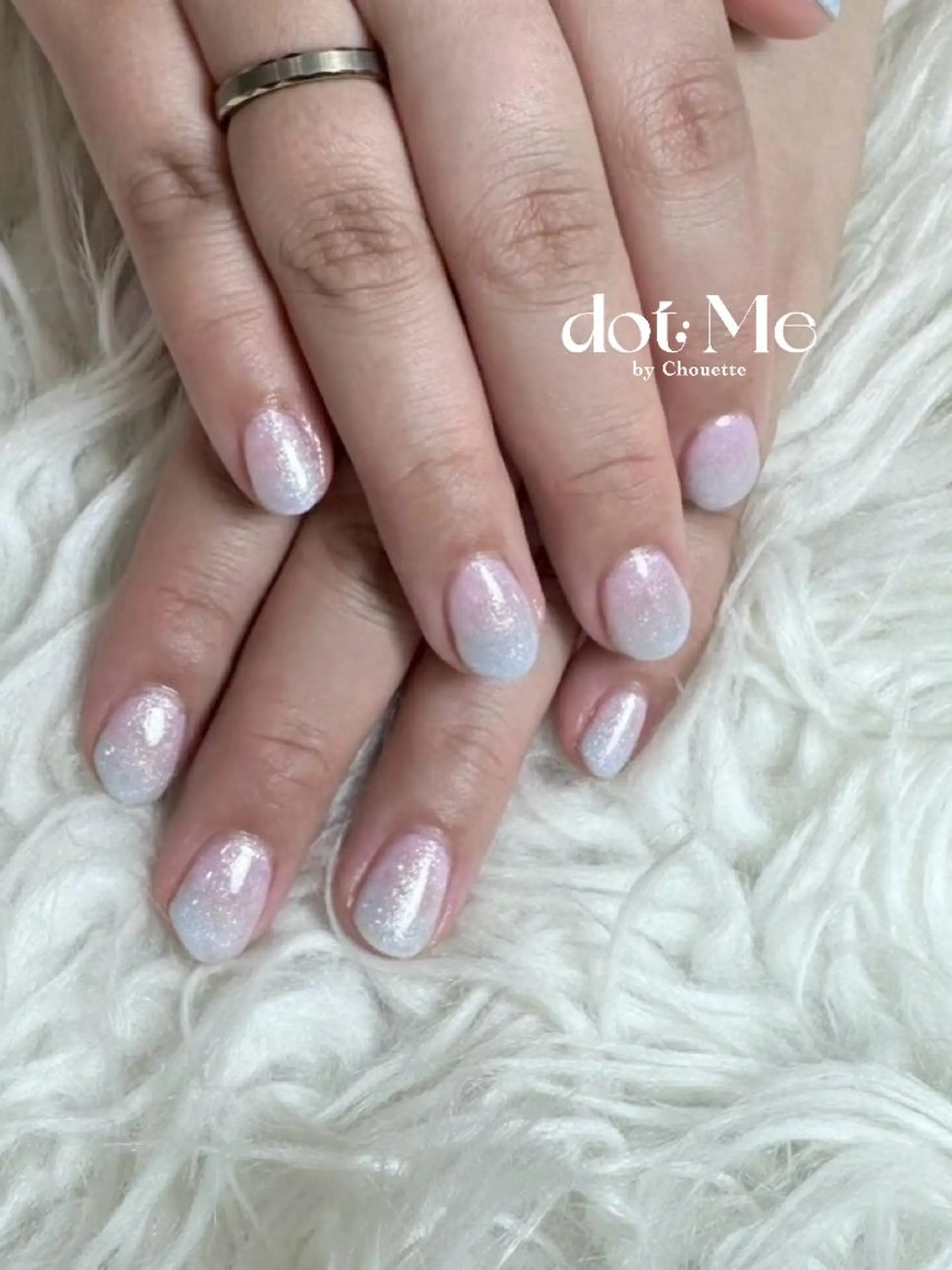 ネイル ブルー ピンク 三隅 梨音のネイルデザイン