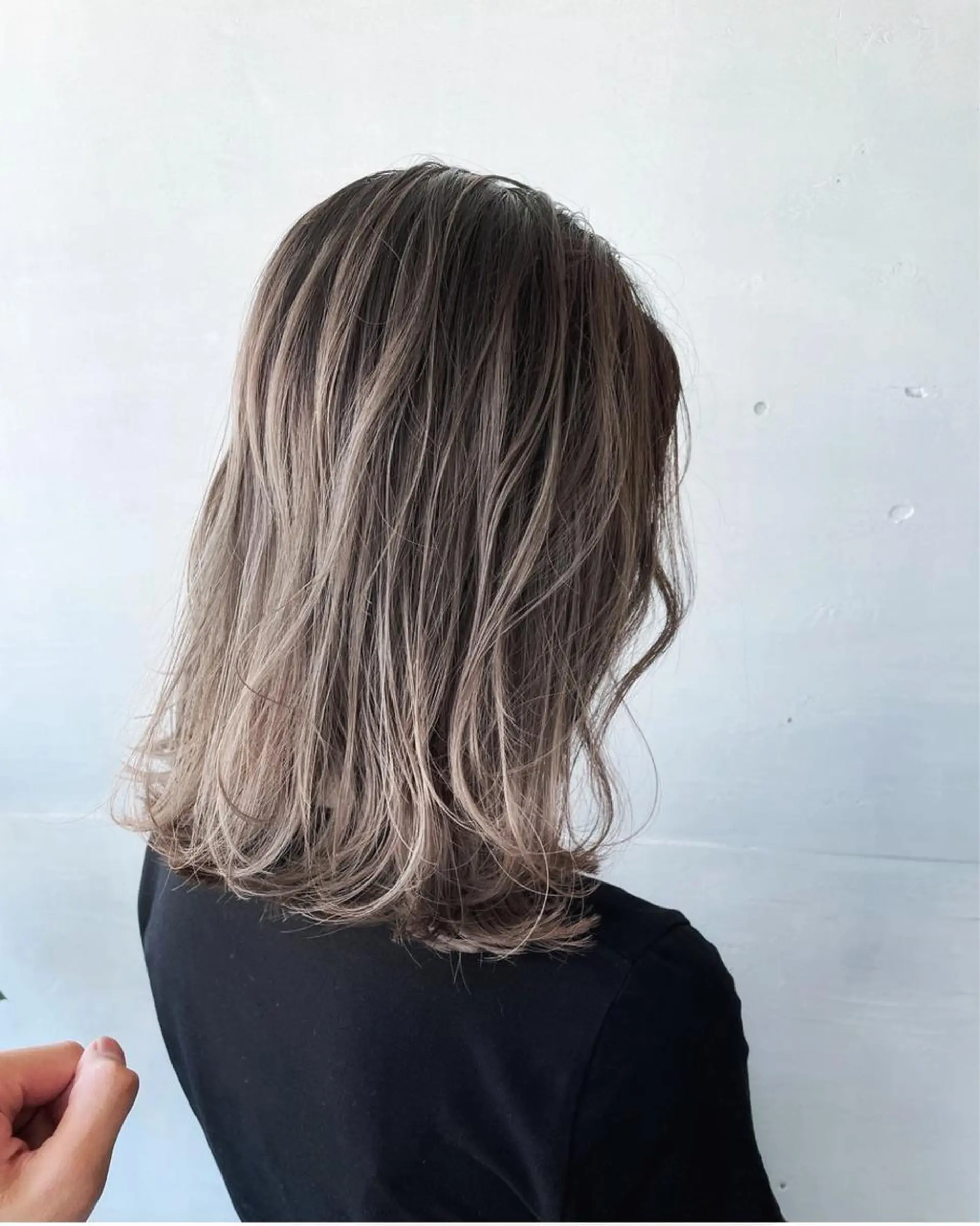 ミディアム カラー かわさき ともやのヘアスタイル