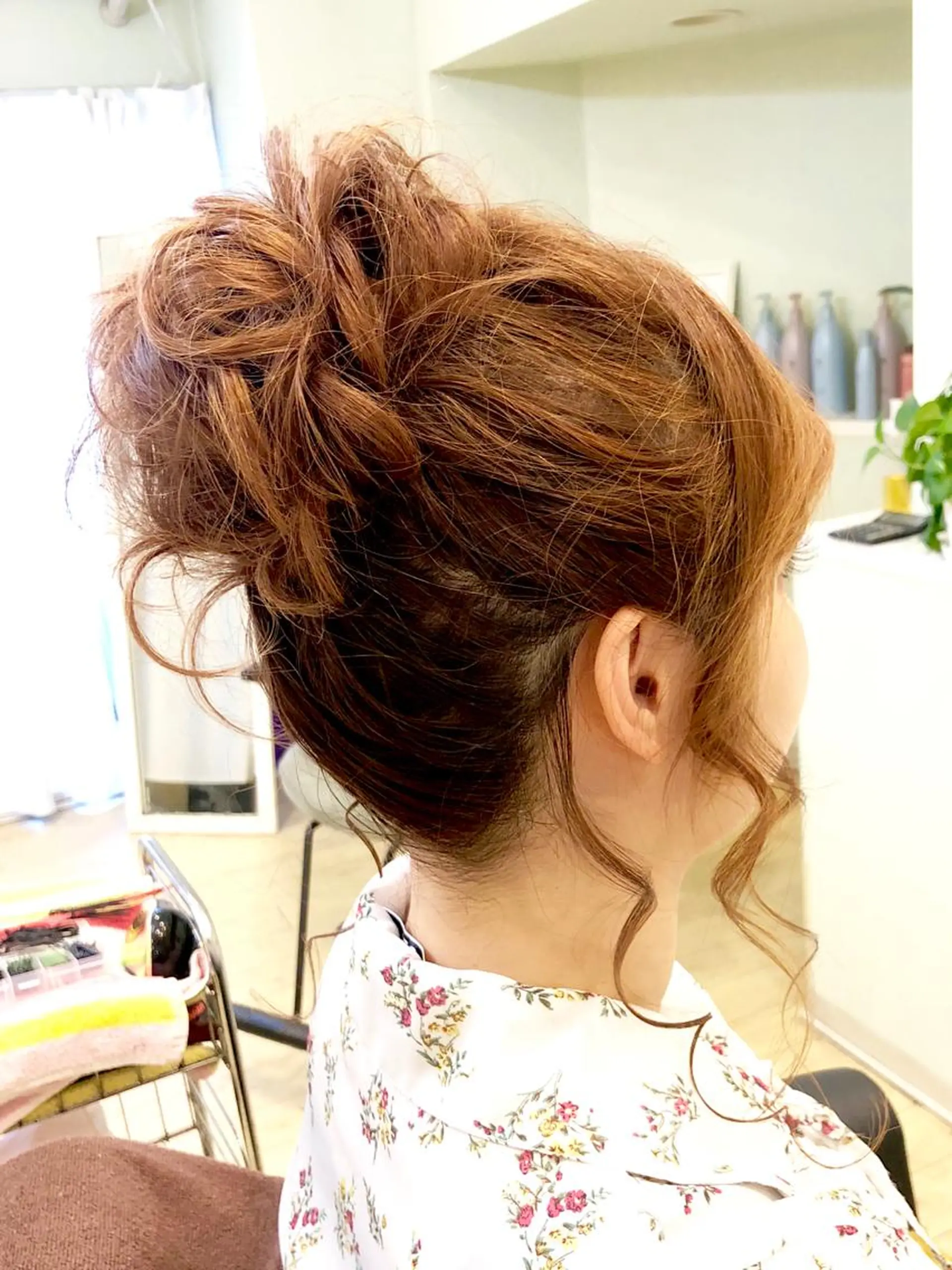 ロング ヘアアレンジ お団子ヘア ヘアセット 小顔美肌&ヘアメイク 丸山紗來のその他イメージ