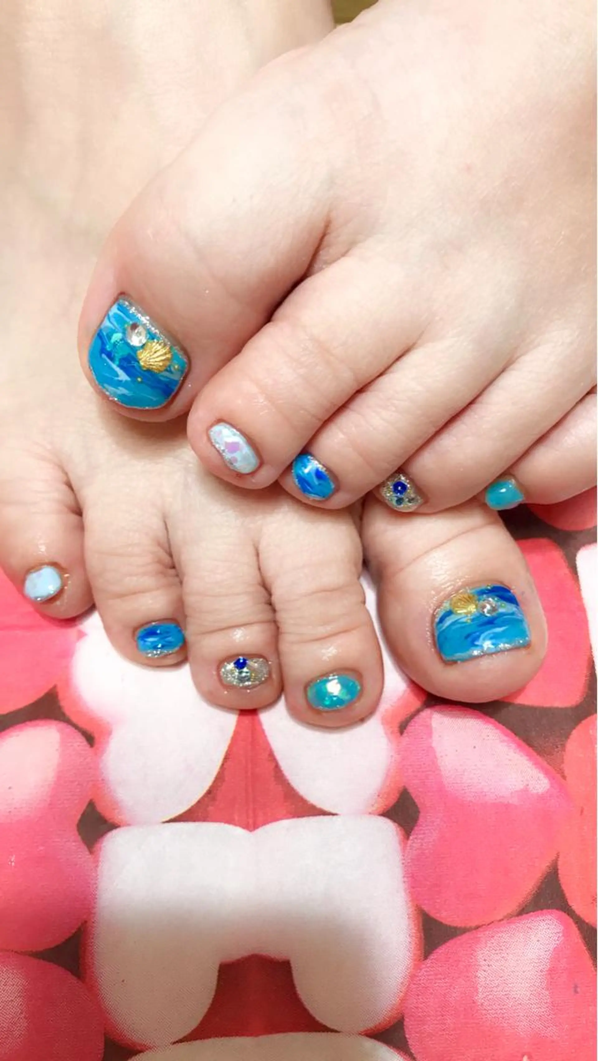 ネイル LOVEnail tomoのネイルデザイン