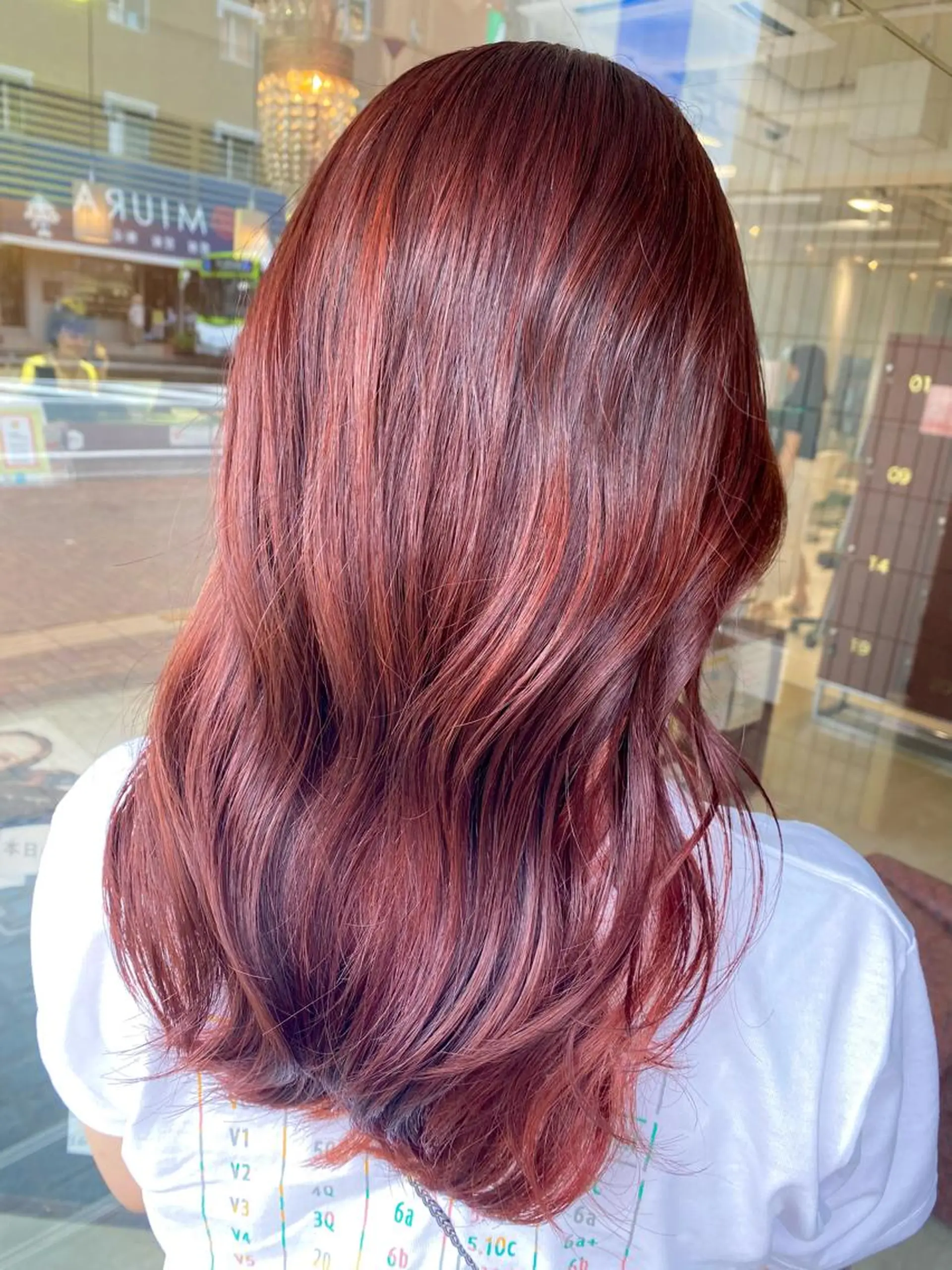 ロング カラー ブリーチ ブリーチなしカラー レッドカラー 🍒ブリーチカラー 🍊暖水 まりあのヘアスタイル