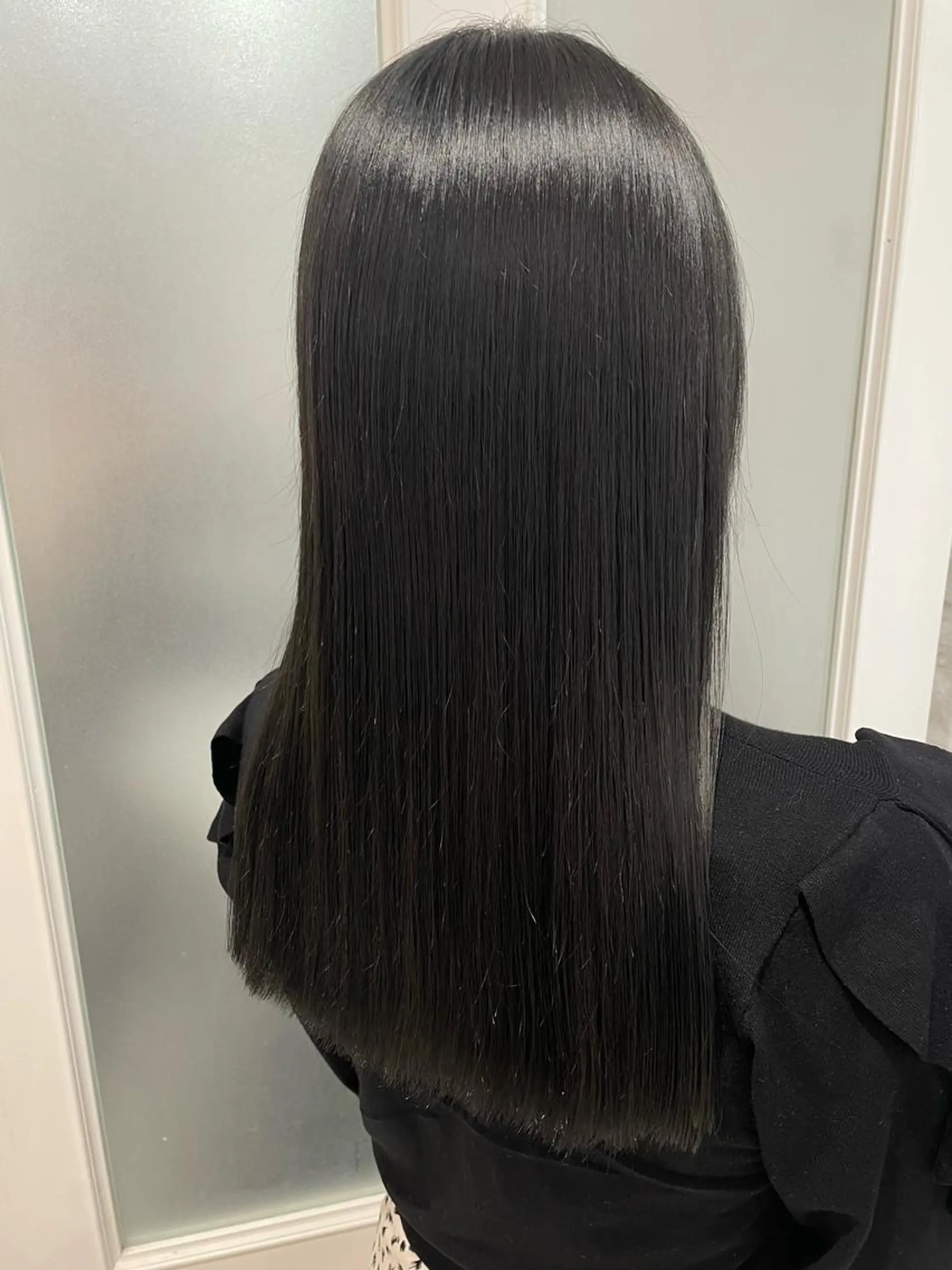 セミロング 🧸SAKI🎀 韓国レイヤーのヘアスタイル