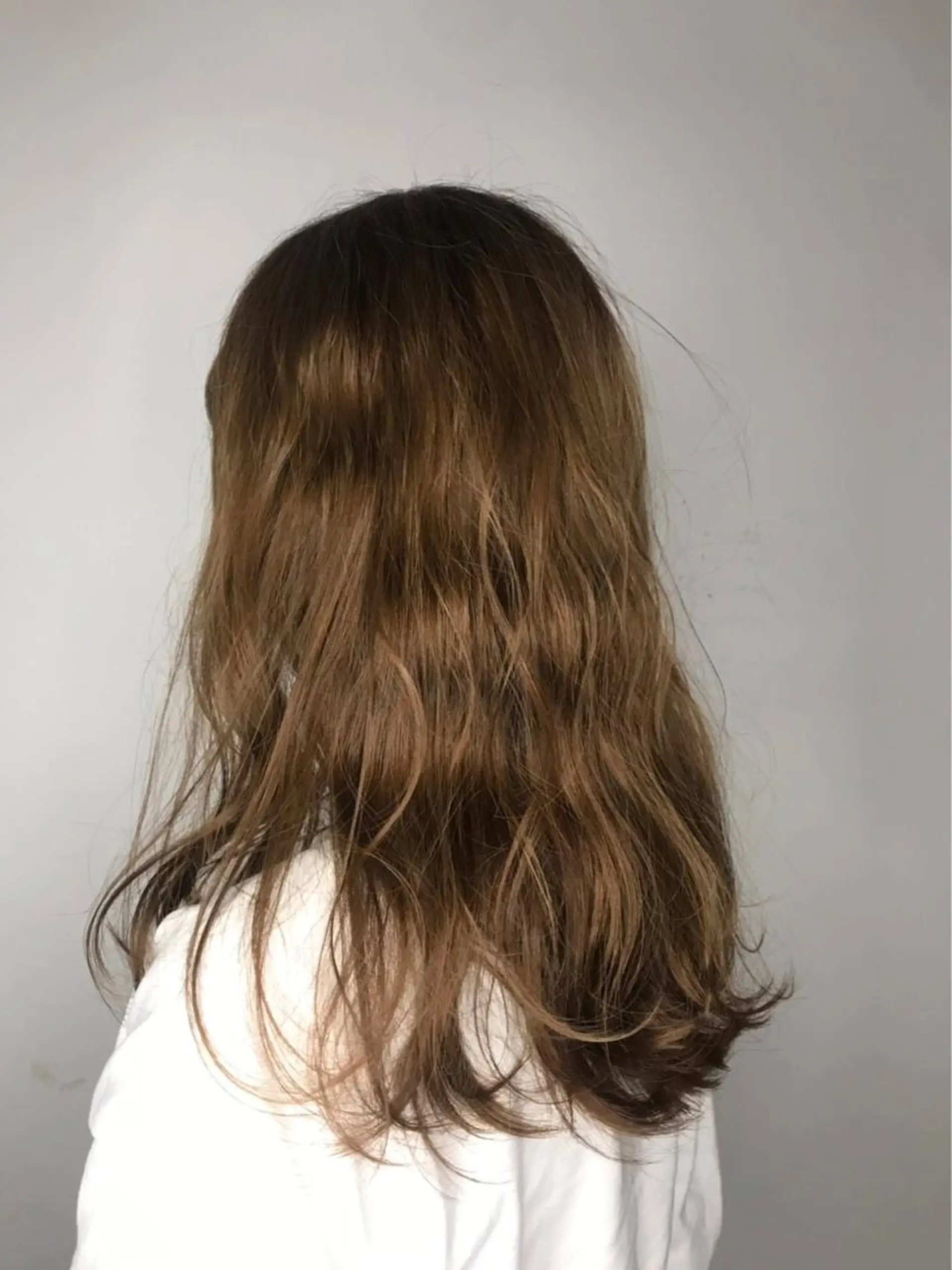 カラー 橋本 茉保のヘアスタイル