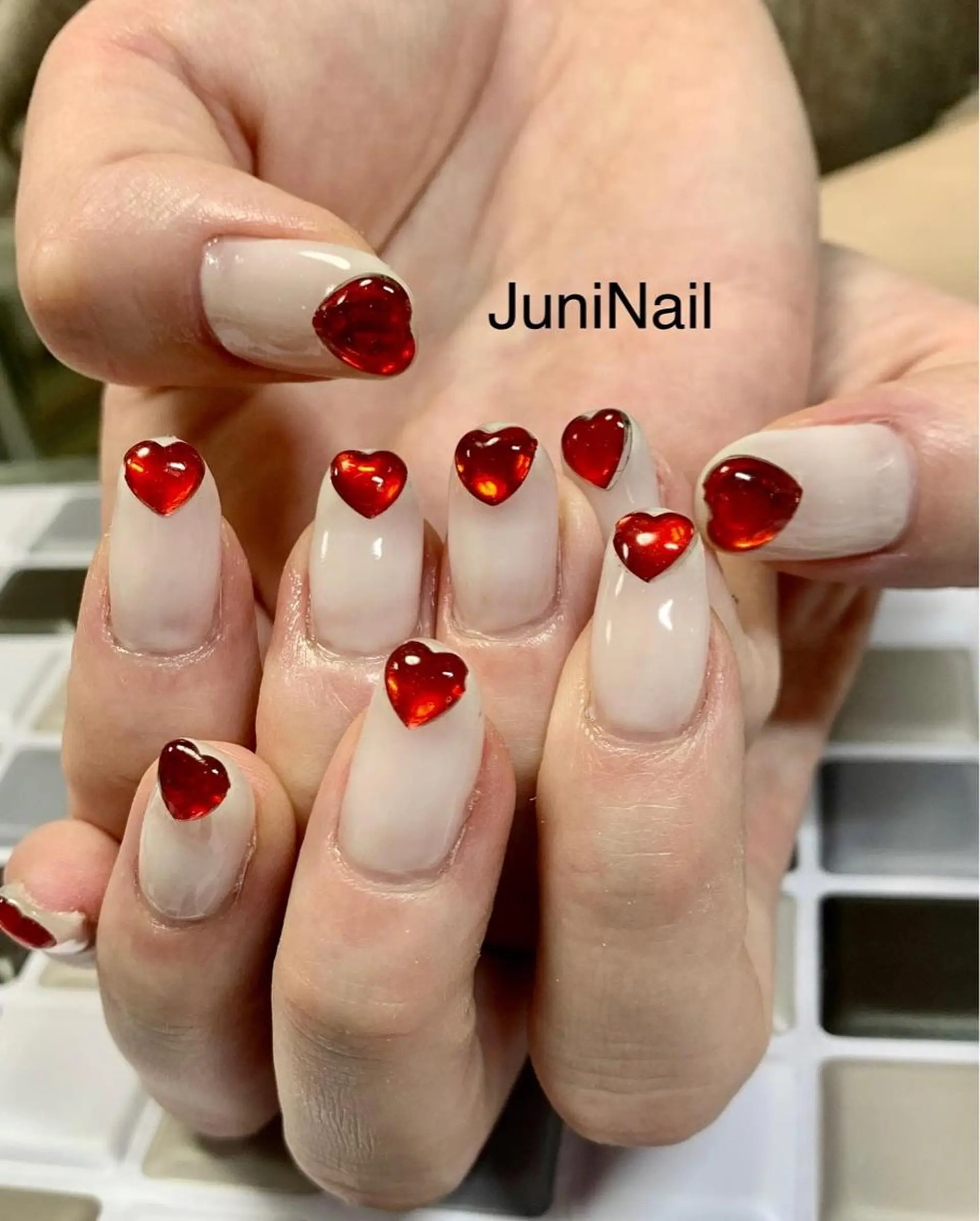 ネイル オーロラネイル クリアネイル 成人式 フラッシュネイル フレンチネイル ハンドネイル JuniNail 주니네일🇰🇷suのネイルデザイン