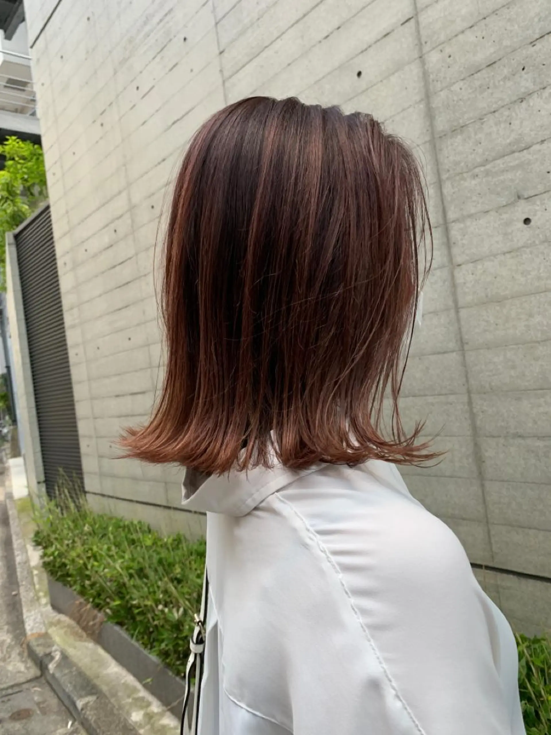 ミディアム カラー ボブ 外ハネヘア 【完全マンツー 恵比寿】佐藤 翔のヘアスタイル