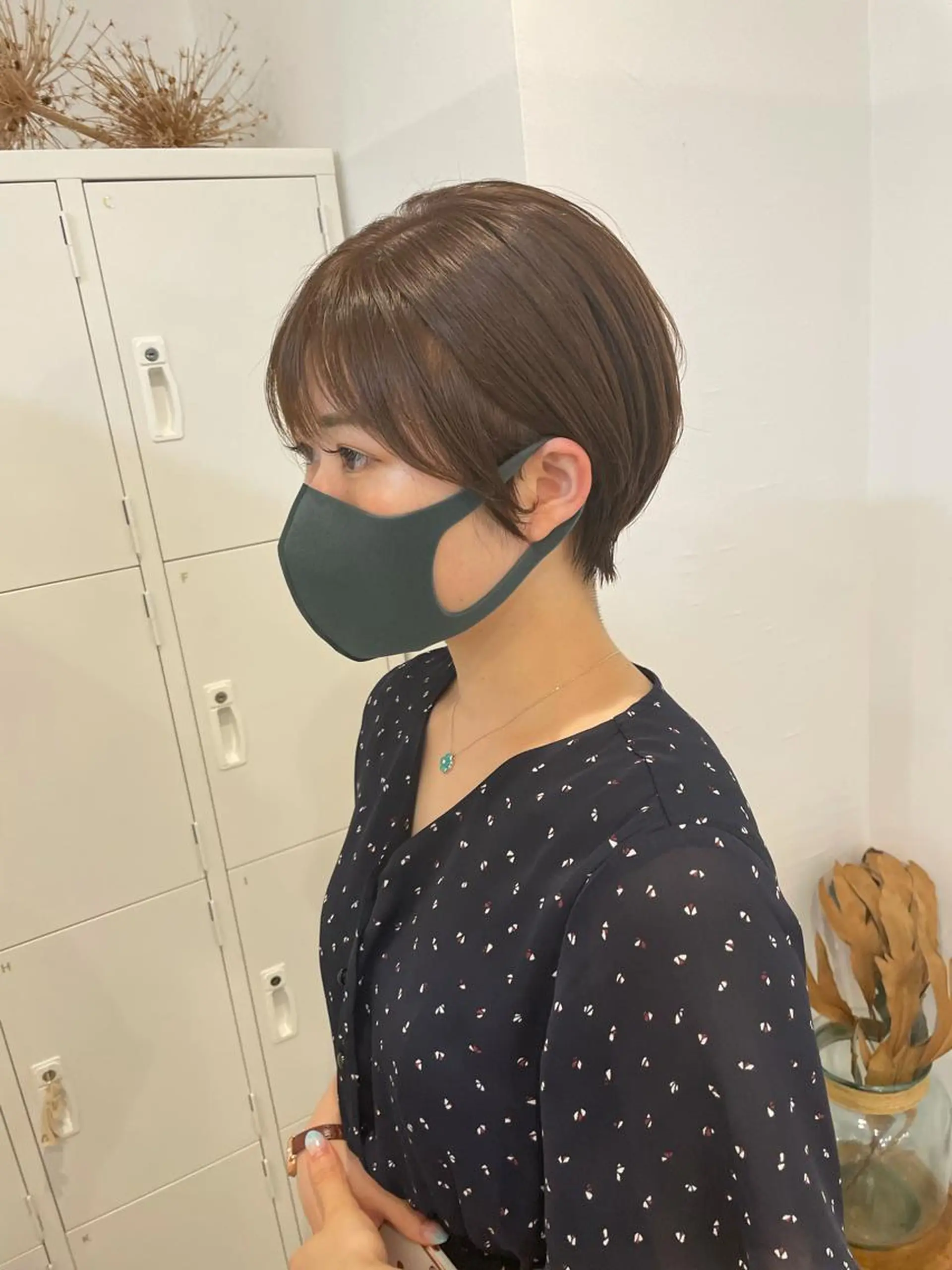 ショート カット ヘアカラー トリートメント 大迫 江梨のヘアスタイル