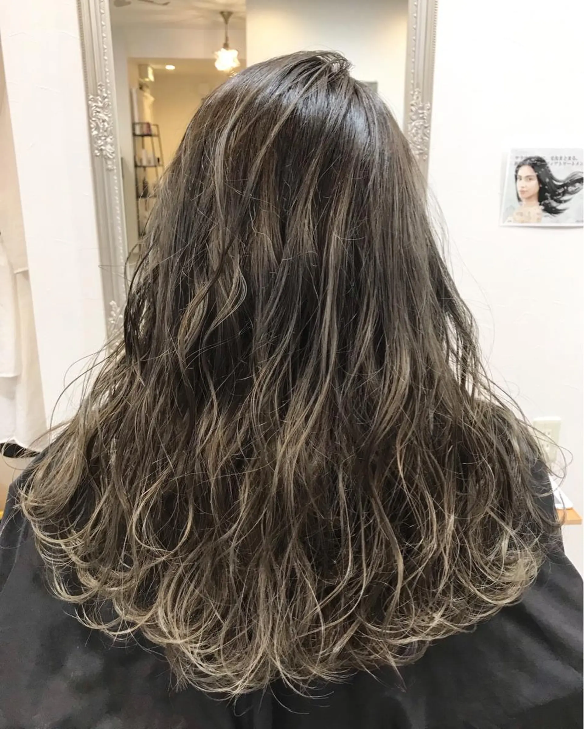 ロング カラー ヘアアレンジ ネイル マツエク・マツパ グレージュ ブリーチ特化 / share 元太のヘアスタイル