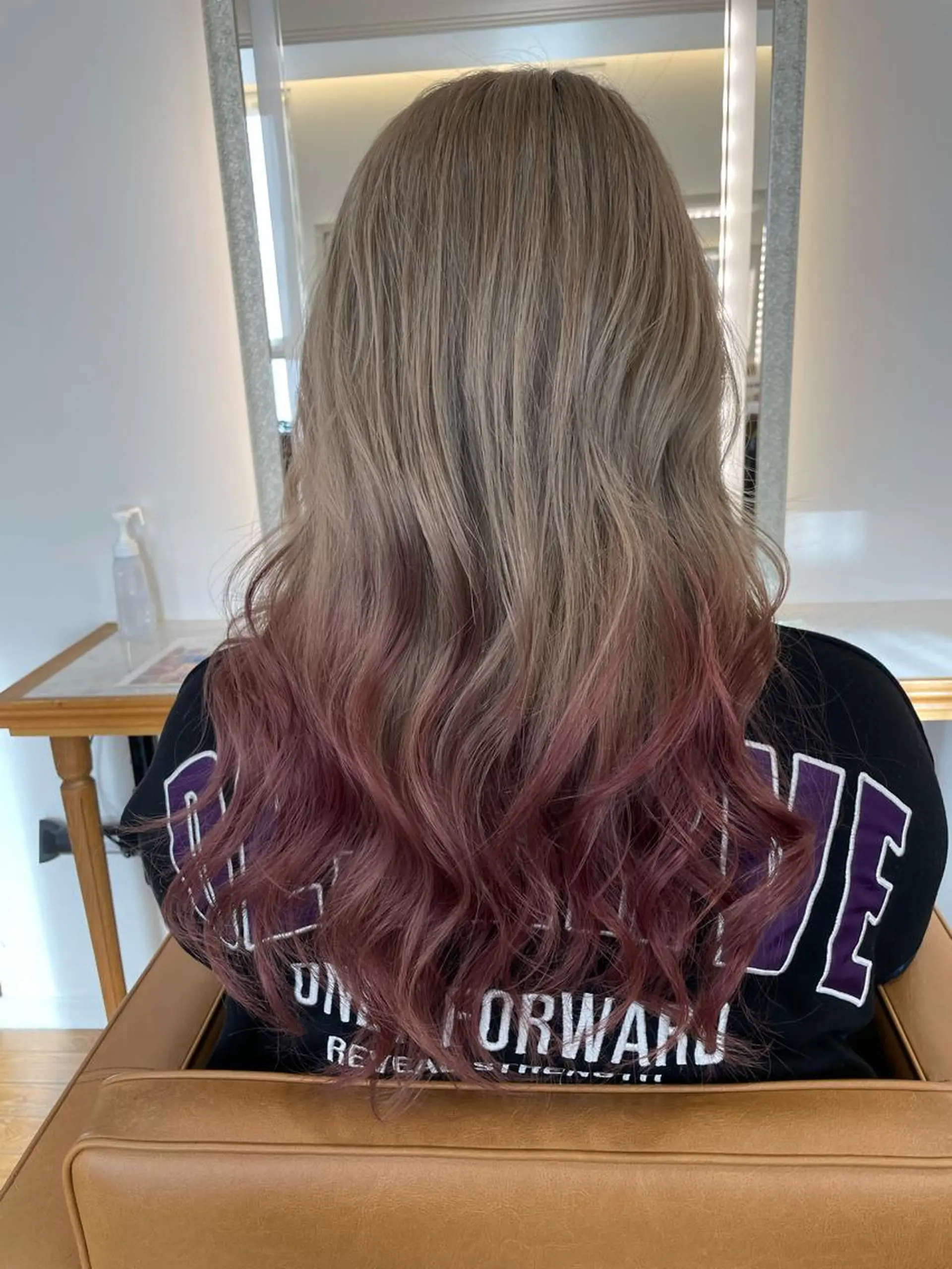 セミロング ヘアカラー トリートメント ブリーチ毛矯正.髪質 改善.髪にドラマをのヘアスタイル