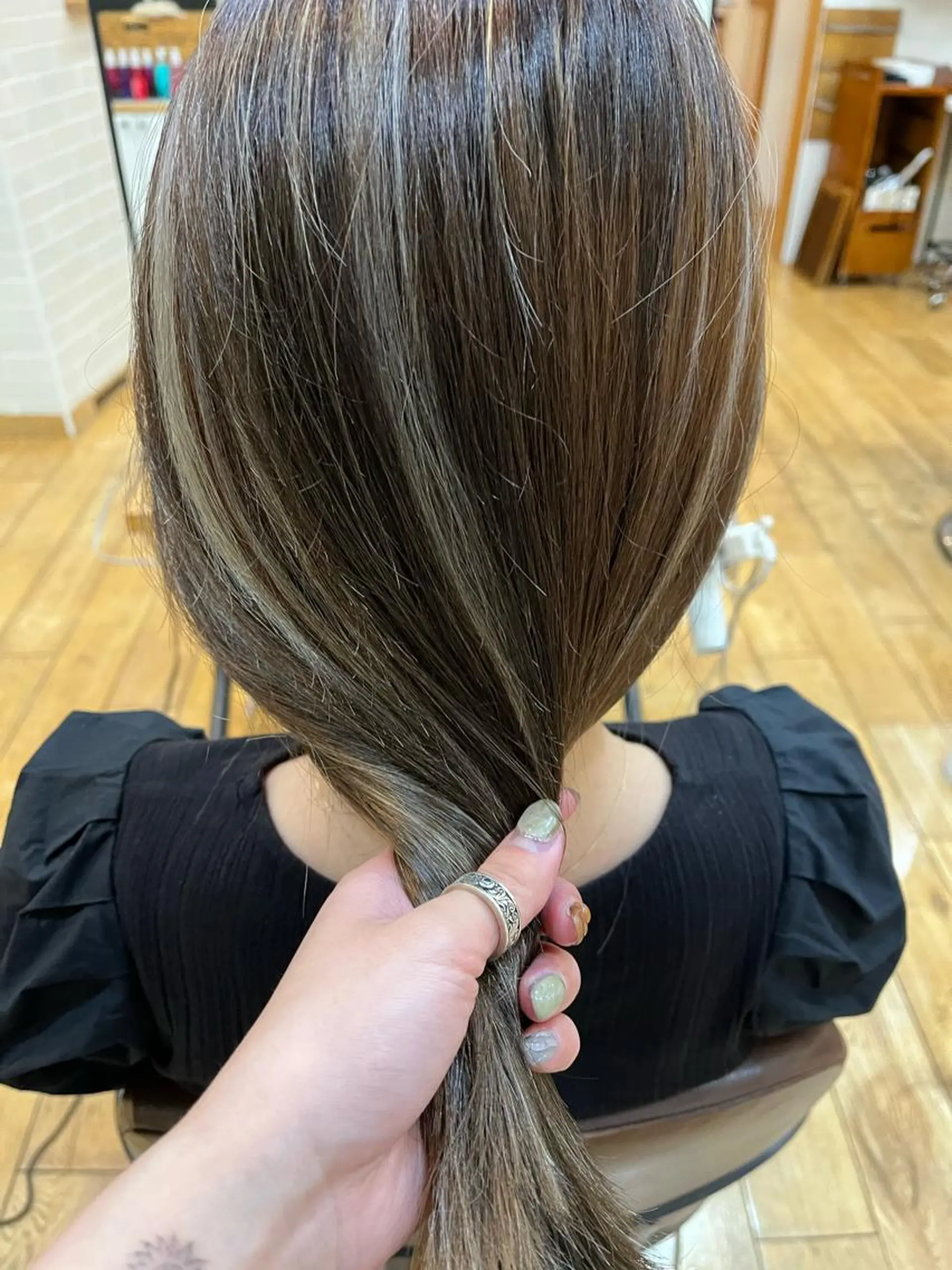 ロング カラー ヘアカラー ショート/ボブ/透明 感カラー/高橋あみのヘアスタイル