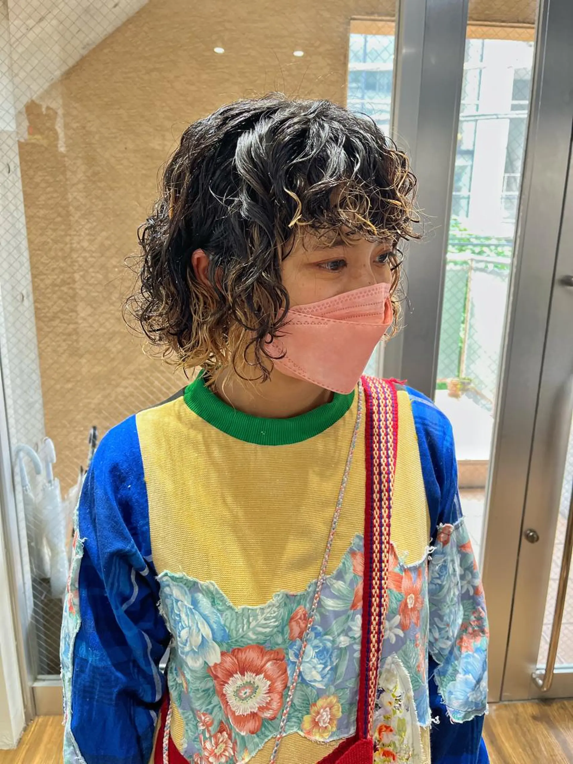 ショート ボブ カット パーマ ハイトーンNo.1✨ パーマ✨イマイタツヤのヘアスタイル