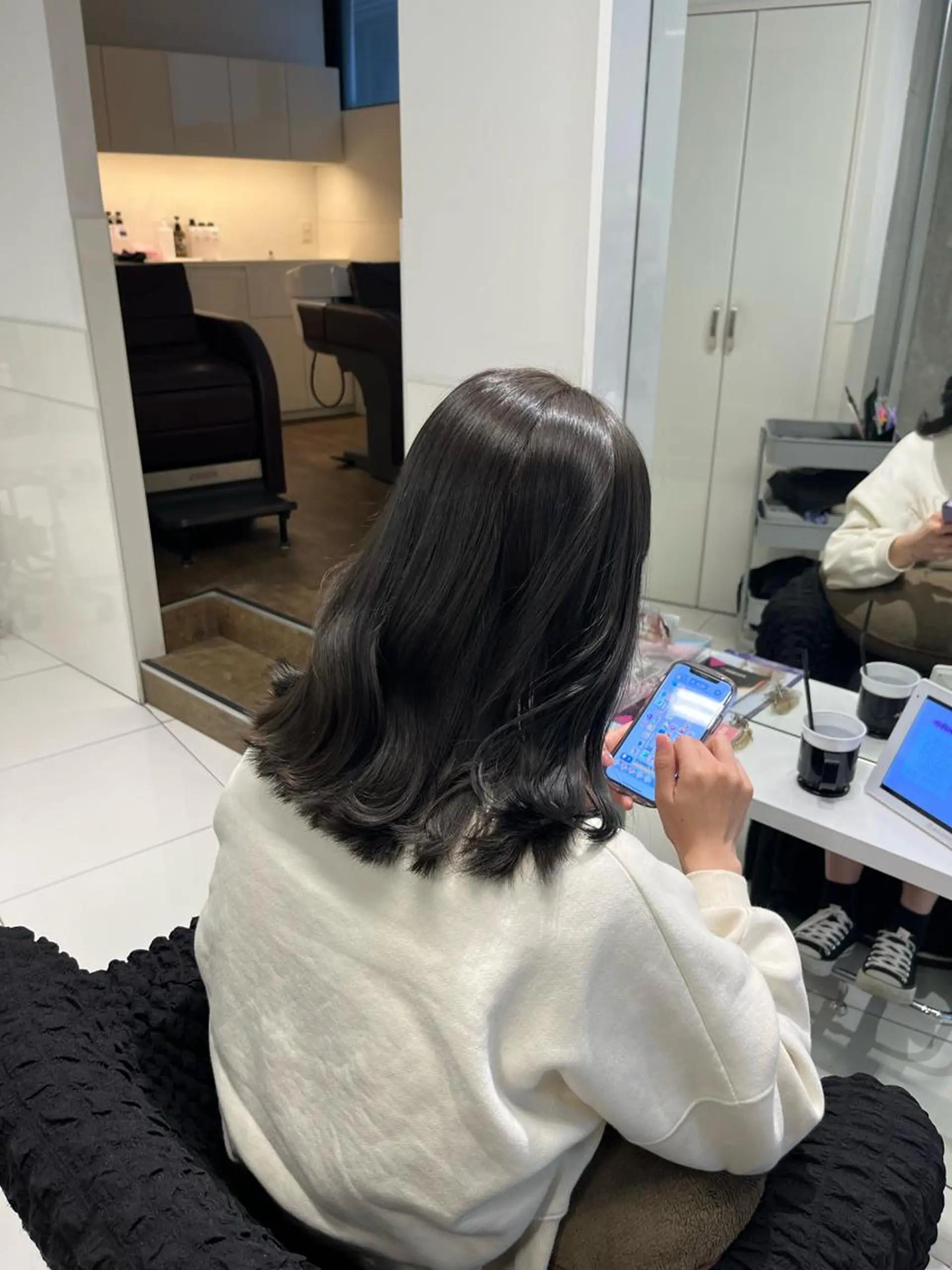 ミディアム カラー アッシュ アッシュグレー ブリーチ ブリーチなしカラー りおな/髪質改善/ カラー /平尾のヘアスタイル