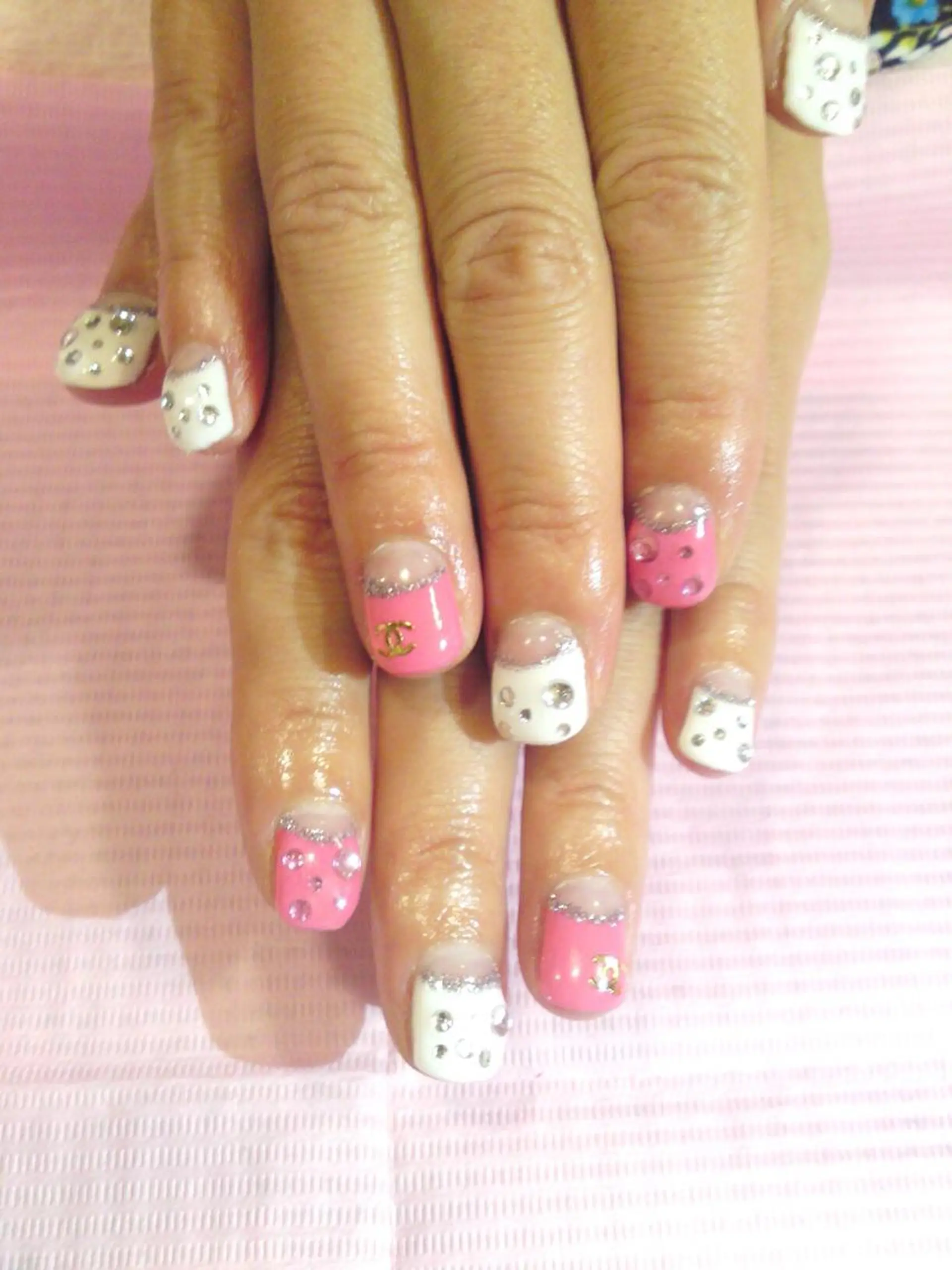 ネイル ジェルネイル シンプルネイル ストーンネイル ハンドネイル 管 裕子(日本人)のネイルデザイン