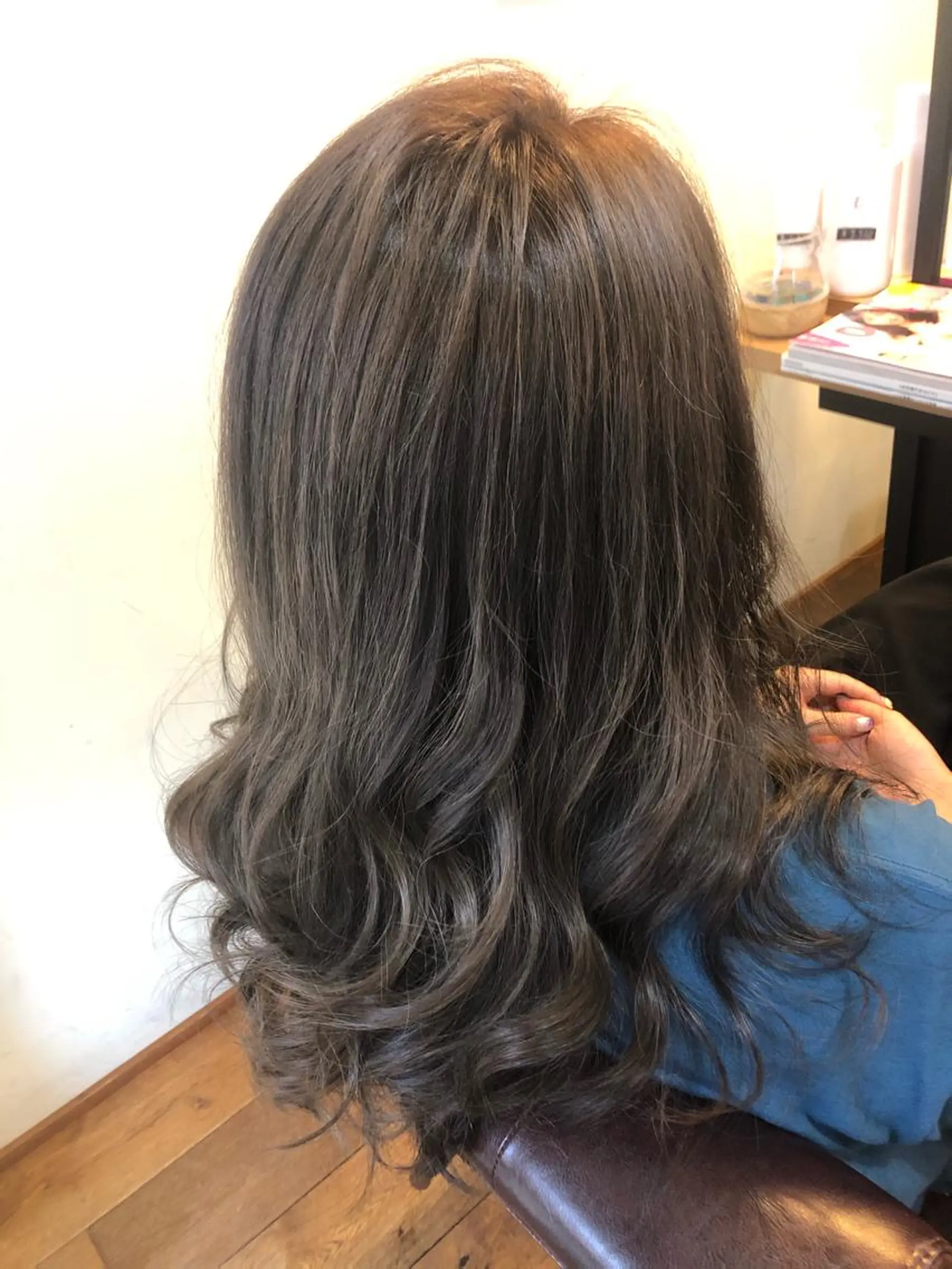 ロング カラー グレージュ ミルクティーグレージュ アイビーライン武蔵小杉所属・💟アイリスト 💟の眉毛・アイブロウイメージ