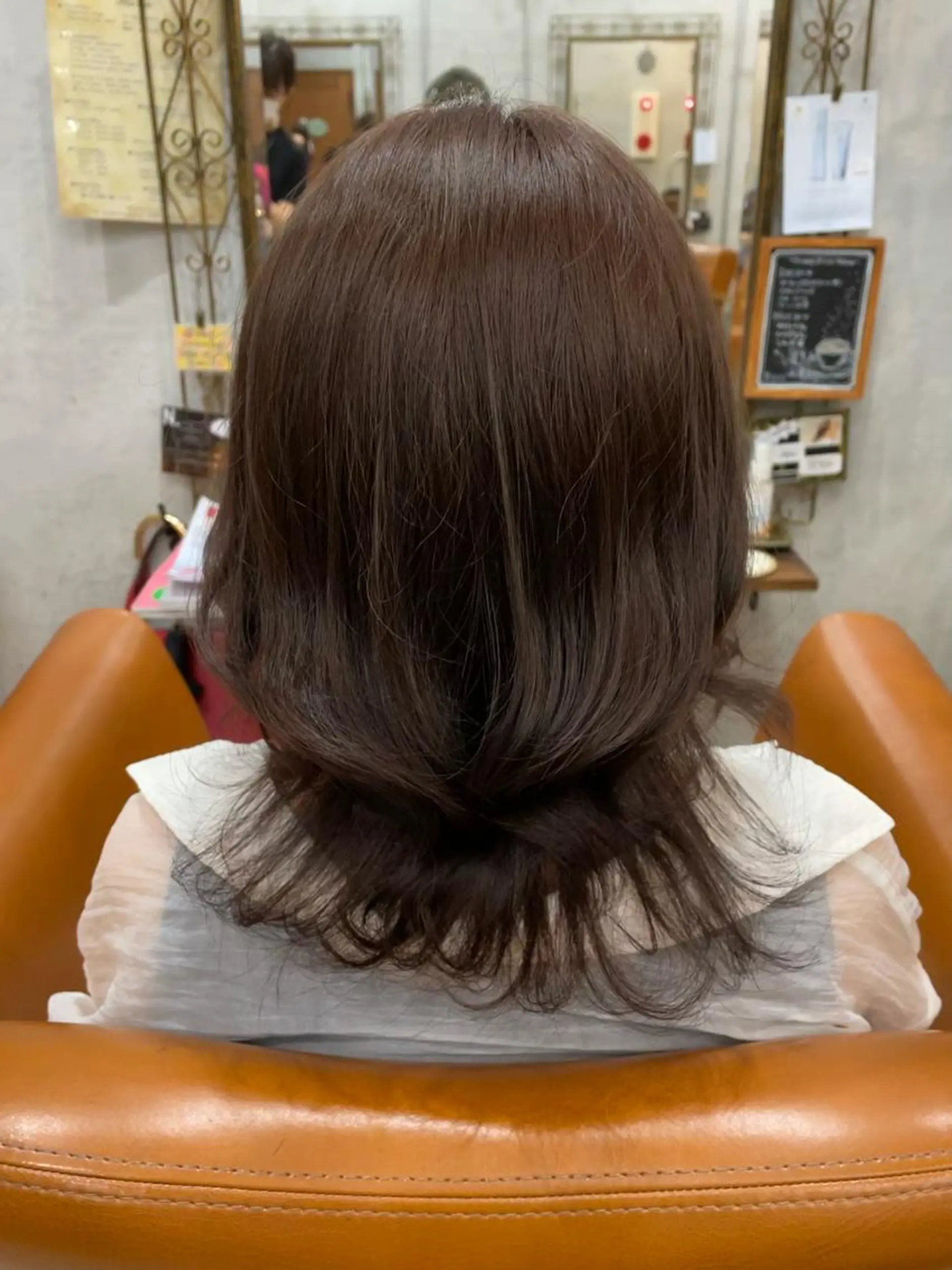 ミディアム カラー ベージュカラー 透明感カラー ヘアカラー トリートメント 【ピンク/韓国ヘア/ ヘアセット】亜海のヘアスタイル