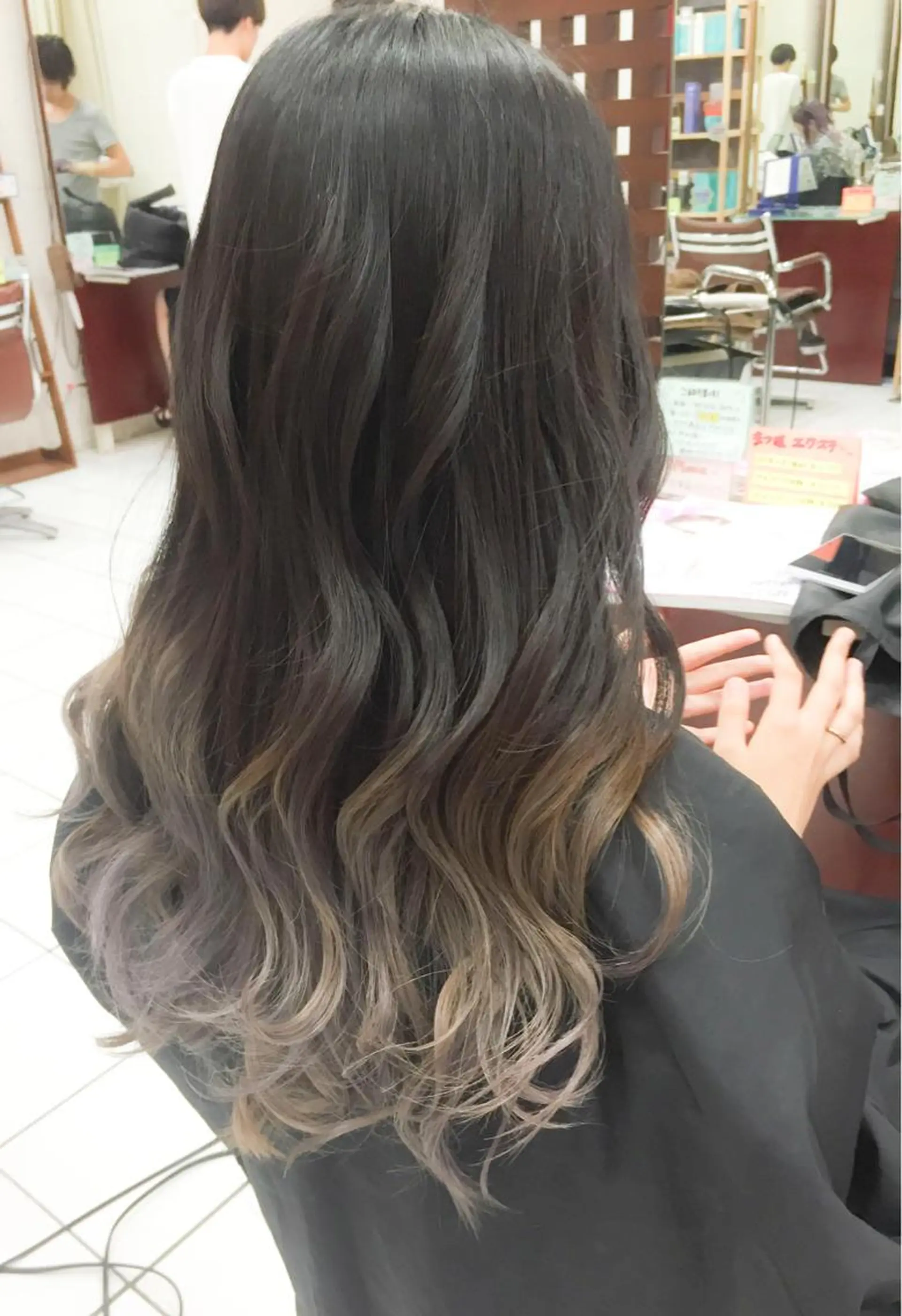 ミディアム カラー ヘアアレンジ モテ髪透明感❤️ デイズヘアカラーのヘアスタイル