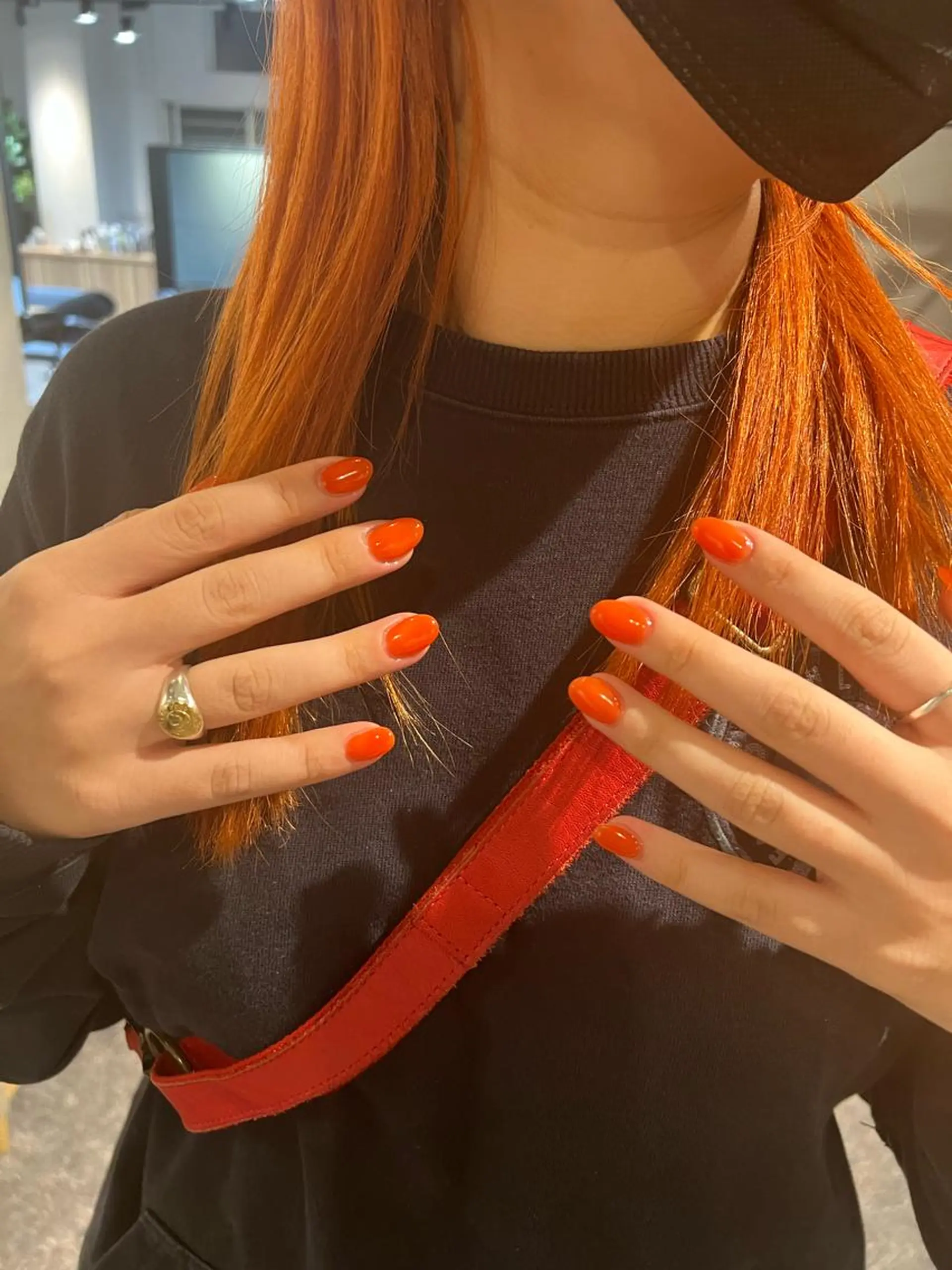 ネイル オレンジ ハンドネイル ヘアメイクネイリスト 💄💅hidemiのヘアスタイル
