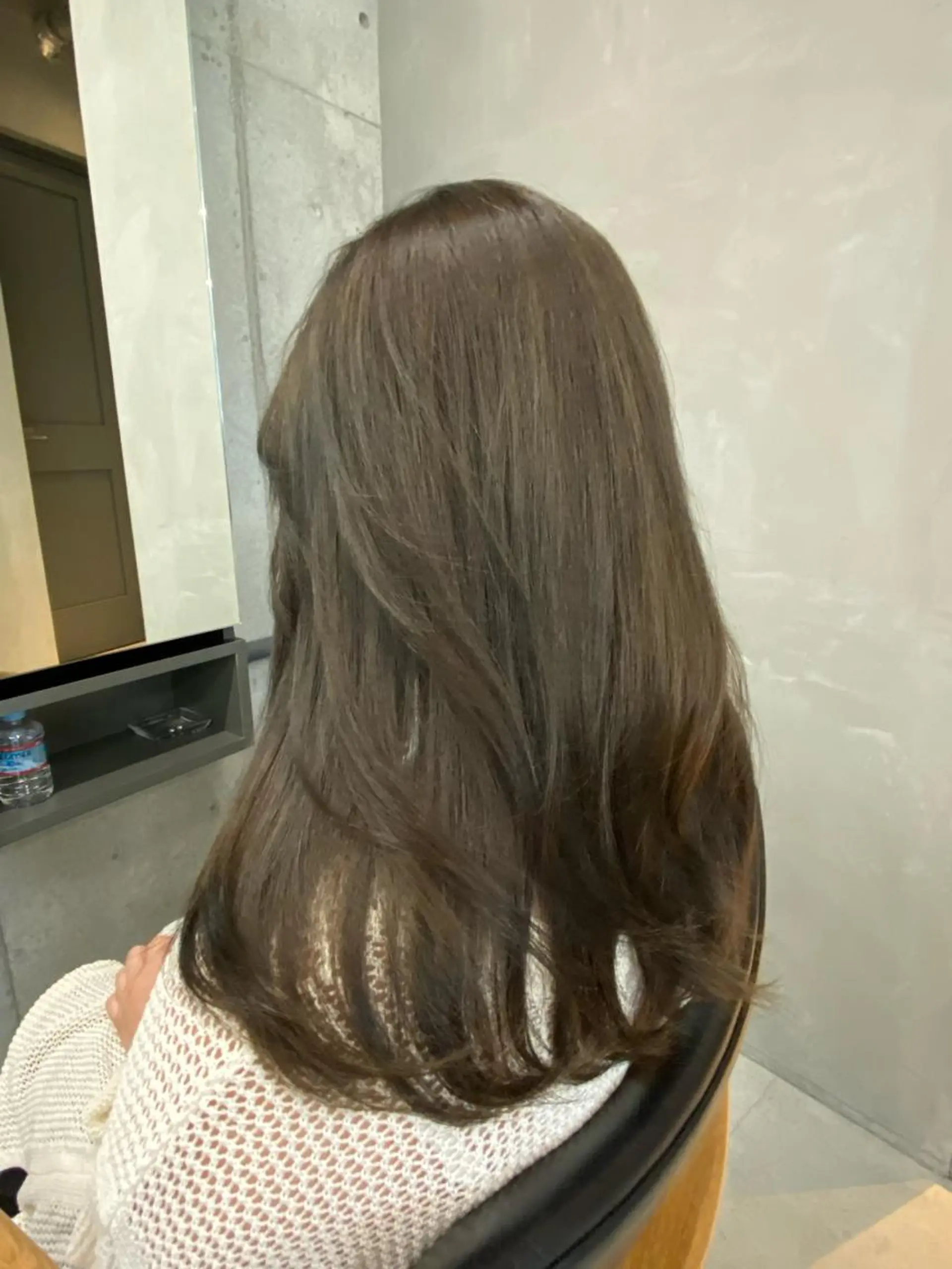 ロング カラー ベージュカラー オリーブベージュ レイヤー/柔色 カラー/SAkiのヘアスタイル