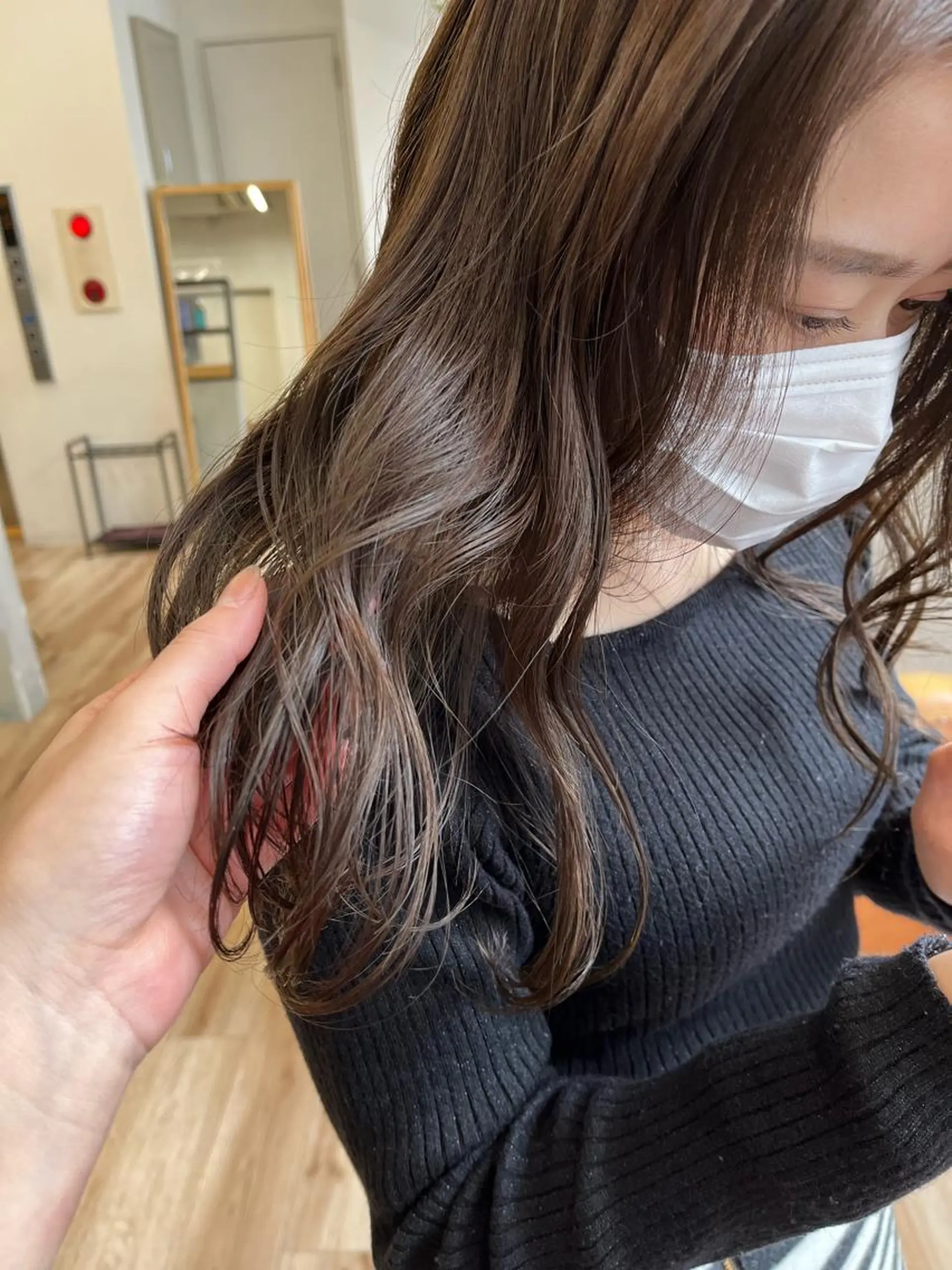 ミディアム カラー パーマ ヘアアレンジ ✨艶髪✨ 奈須晴香のヘアスタイル