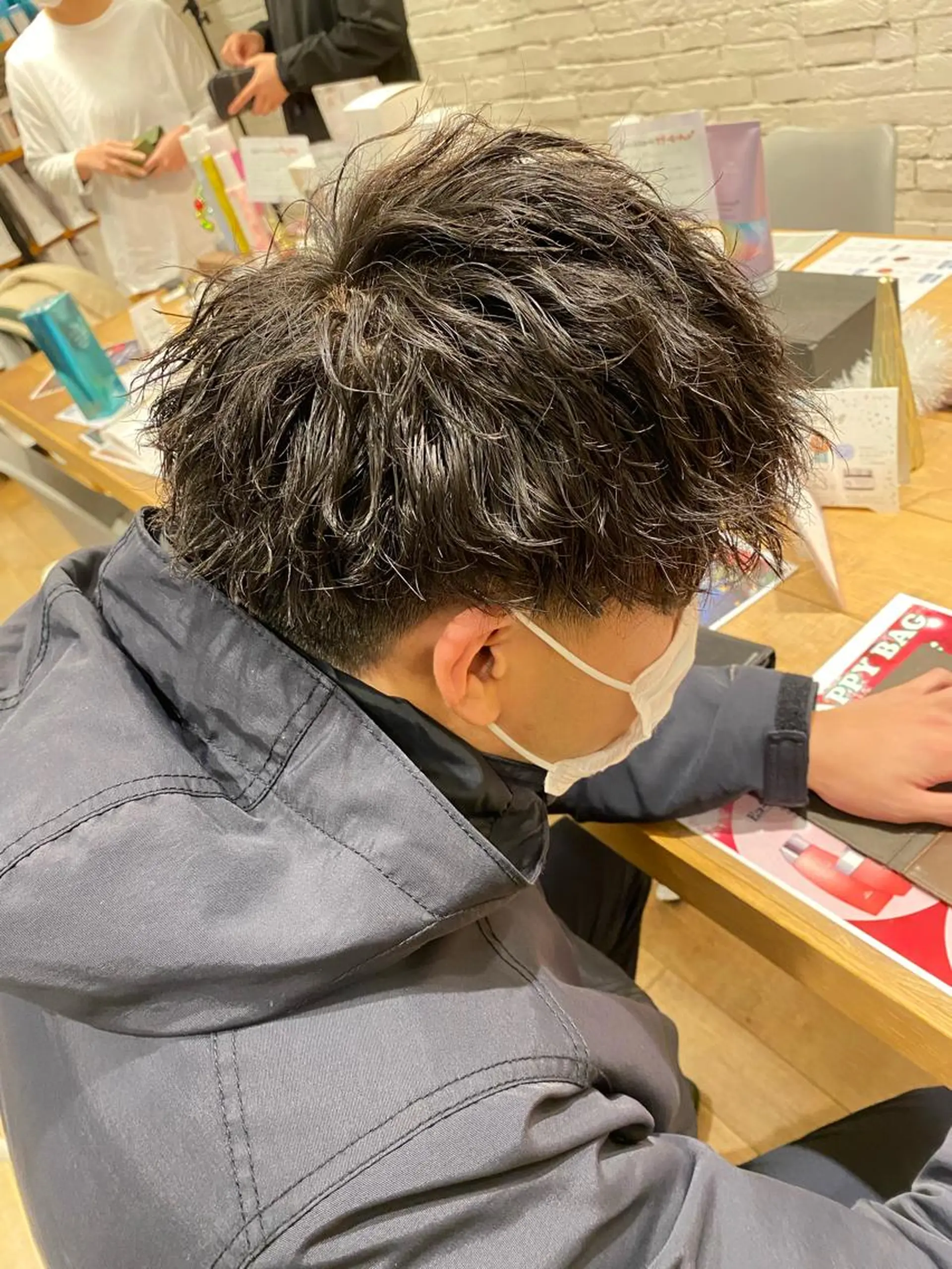 パーマ メンズ 前田 輝のヘアスタイル
