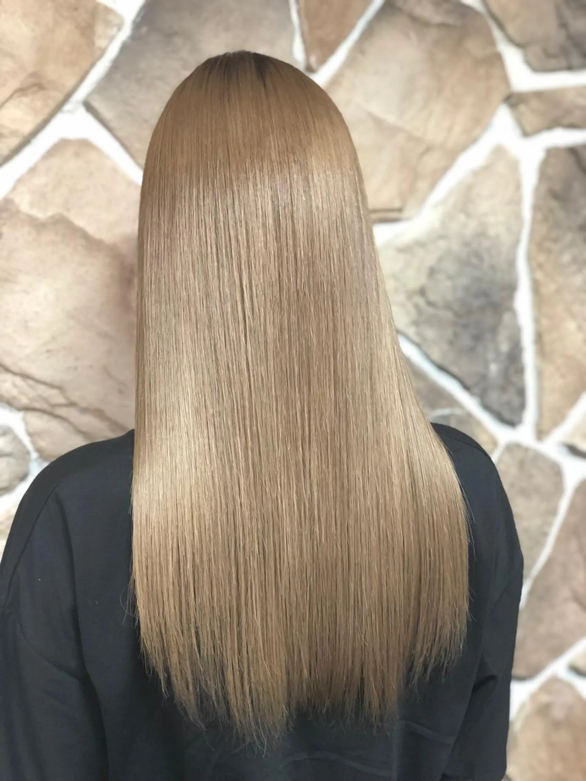 セミロング EYEstylist ·ai MOERIのマツエク・マツパデザイン